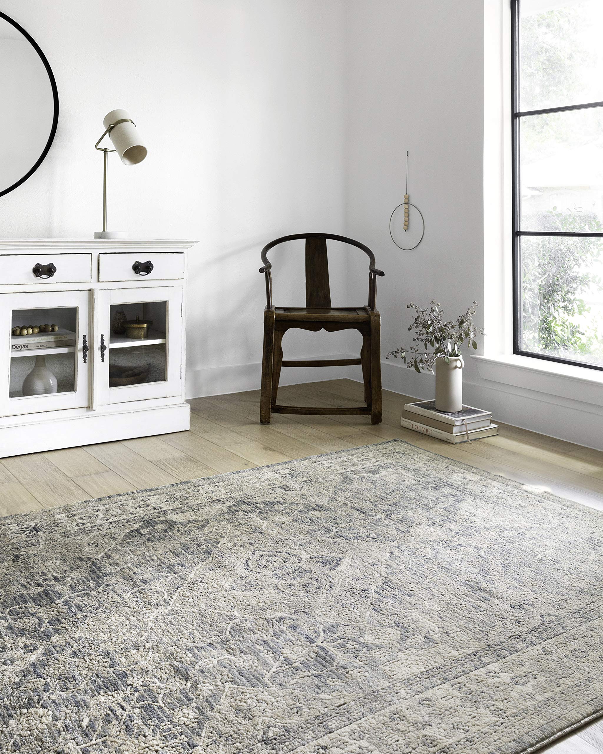 Loloi Teagan Collection 5-3 x 7-6 Area Rug in Sky/Natural - Large Area Rug, Soft Neutral Rug, High-Traffic Area Rug for Living