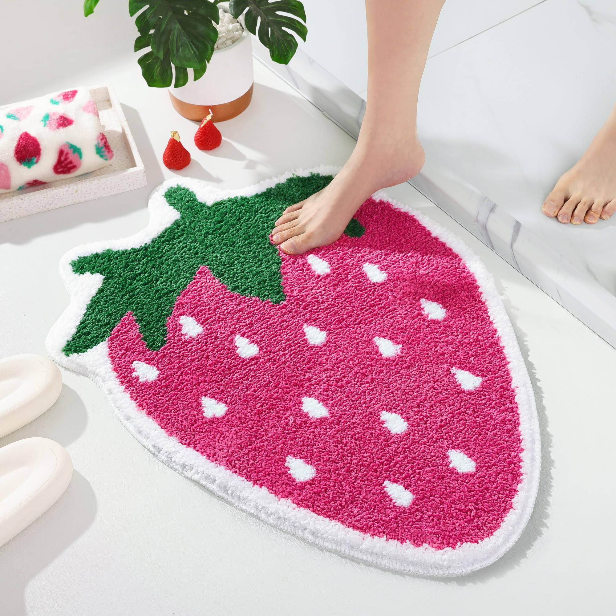FROZZUR Pink Strawberry Bath Mat  Bath Mats for Bathroom Fruit Shaped Bathtub Rug Bathroom Tub Plush Shower Rugs Washable Non Slip