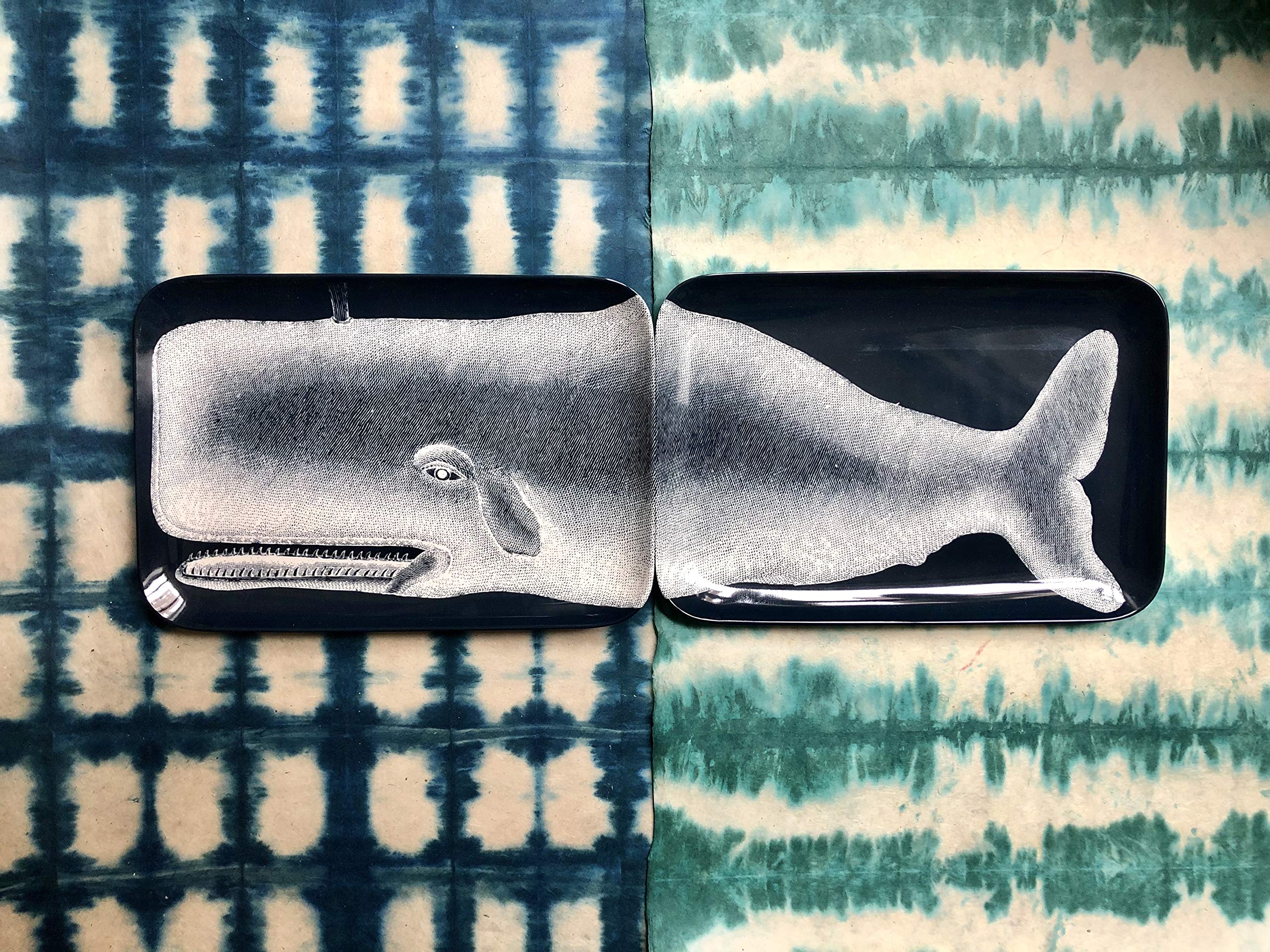 Scrimshaw Whale Tray 2 Piece S/2