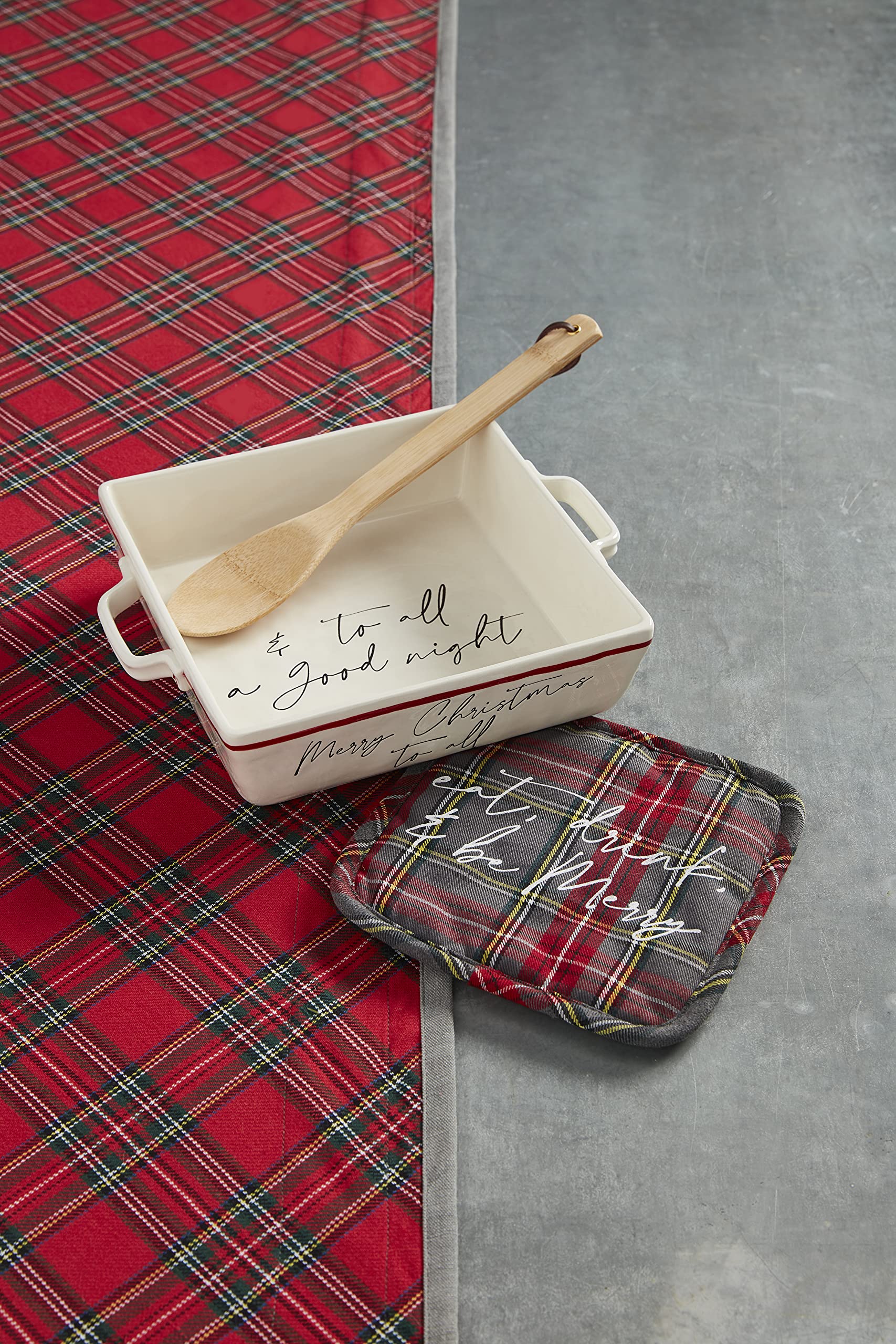 Mud Pie Christmas Baker And Tartan Towel Set, 8.75'' X 10.25''