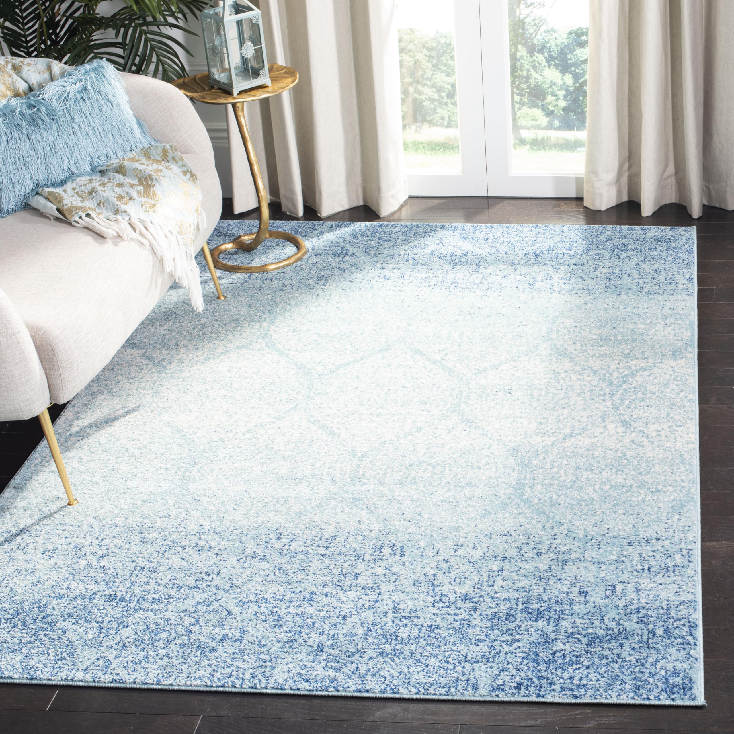 SAFAVIEH Madison Collection Area Rug - 53 x 76, Blue & Turquoise, Glam Ogee Trellis Distressed Design, Non-Shedding & Easy Car