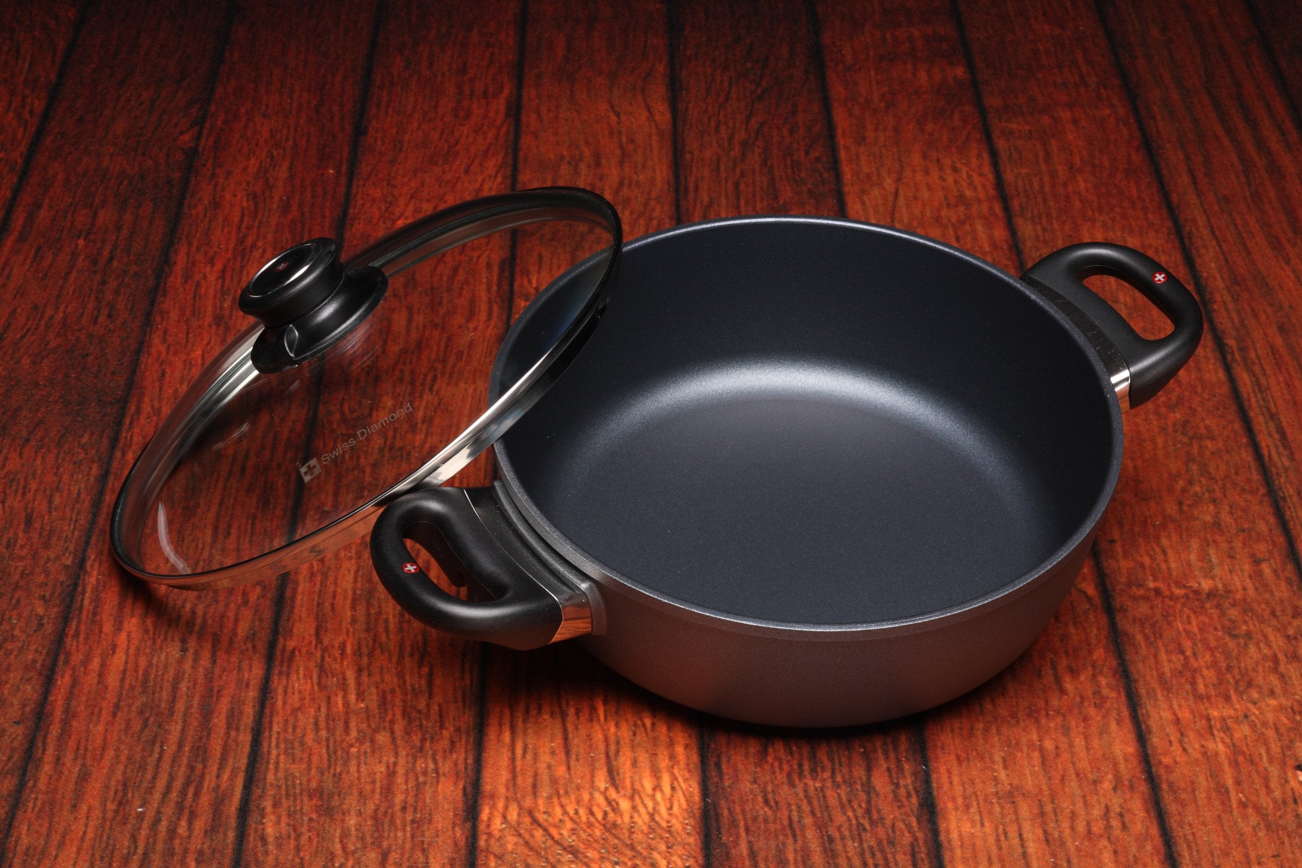 Swiss Diamond 9.5'' 3.2Qt Casserole Pan Hd Nonstick Diamond Coated Aluminum Casserole Pan W/Lid Pfoa Free, Dishwasher/Oven Safe
