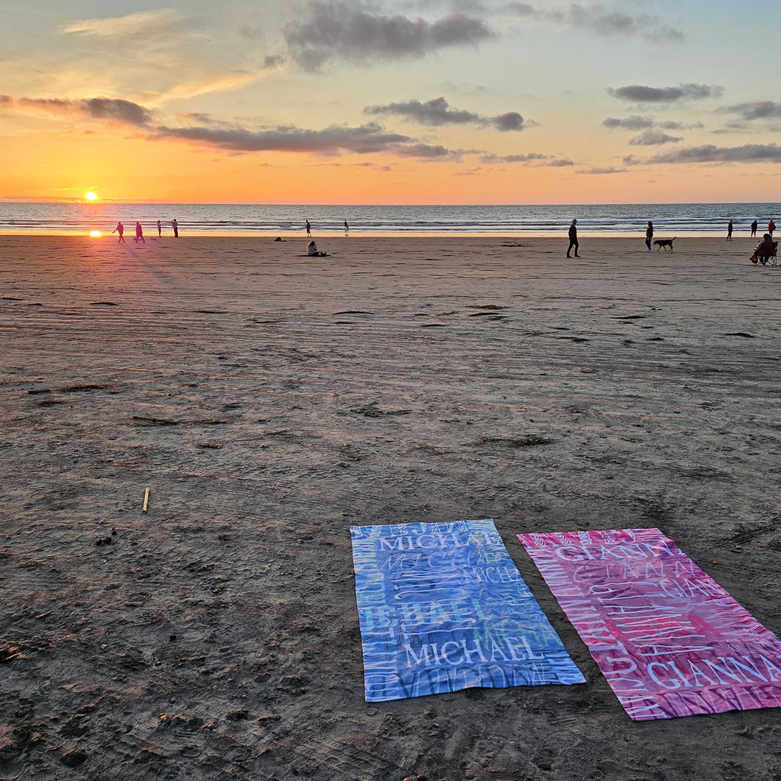 Let'S Make Memories Personalized Beach Towel - Custom Cotton/Poly Blend Pool Towel - Navy - Personalize With Your Name - Oversiz