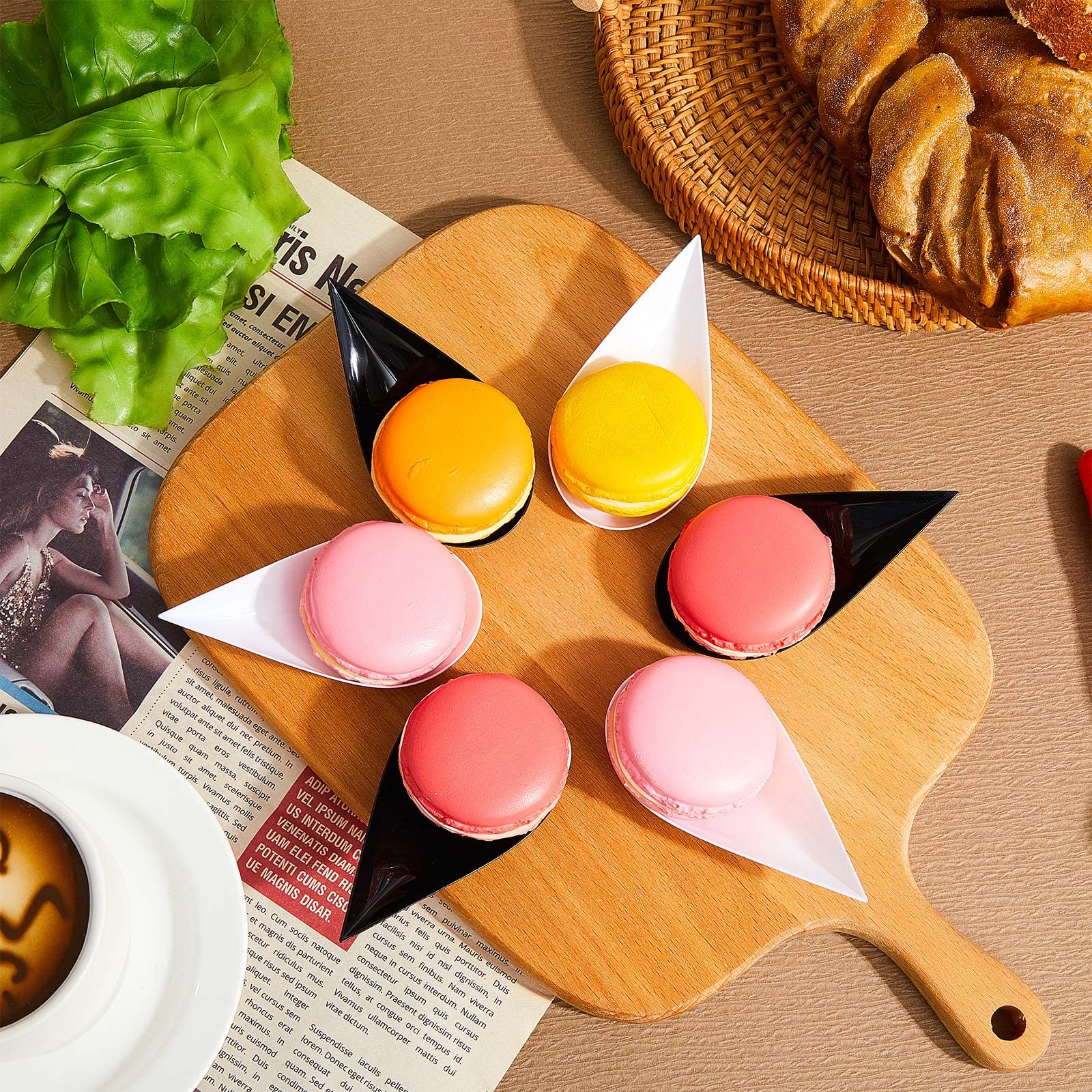 Tessco 400 Pcs 4'' Tear Drop Mini Appetizer Plates Appetizer Spoons Plastic Tasting Spoons Reusable Disposable Serving Spoons De