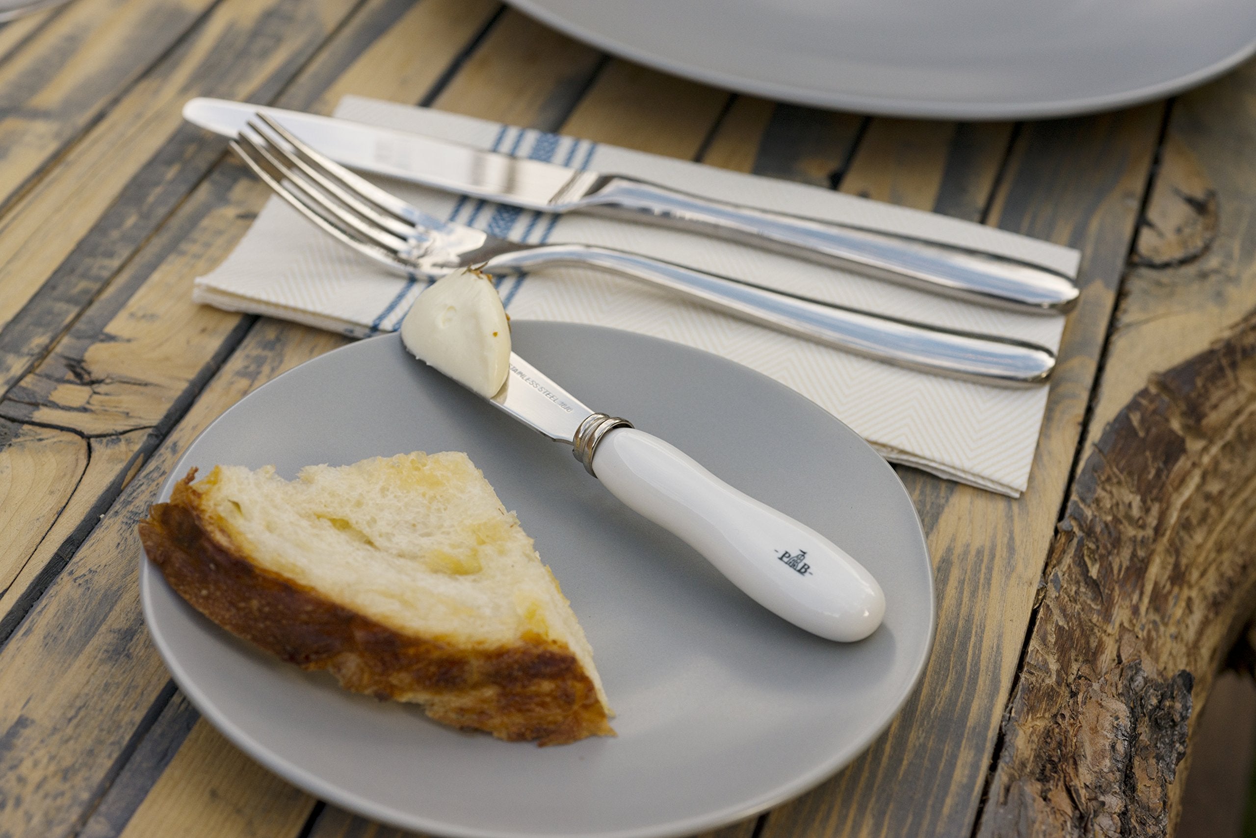 Fortessa Vitraluxe Dinnerware Heirloom Bread & Butter Plate  6.25-Inch  Set of 4  Smoke