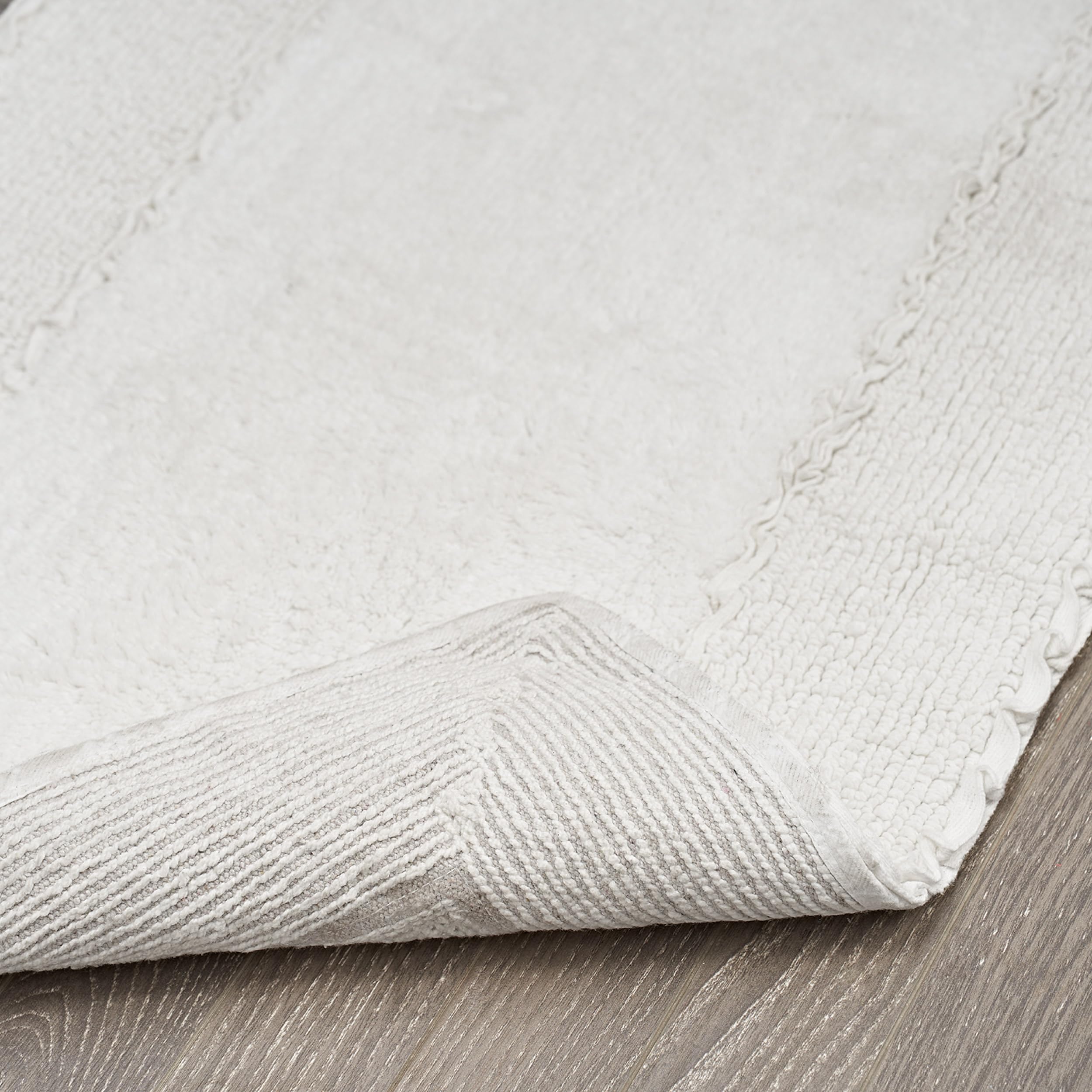 Laura Ashley Ruffle Cotton 20'' X 34'' Bath Rug, White