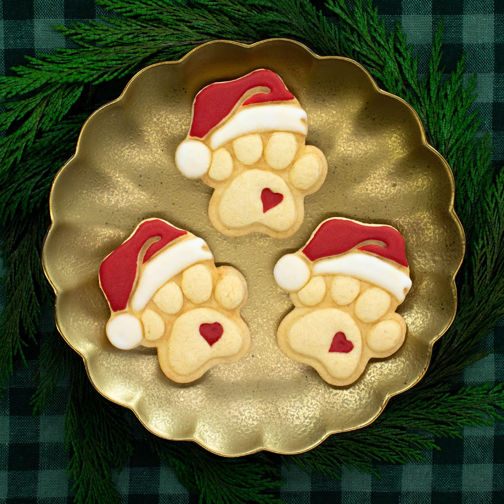 Cute Santa Paw Cookie Cutter, 1 Piece - Bakerlogy