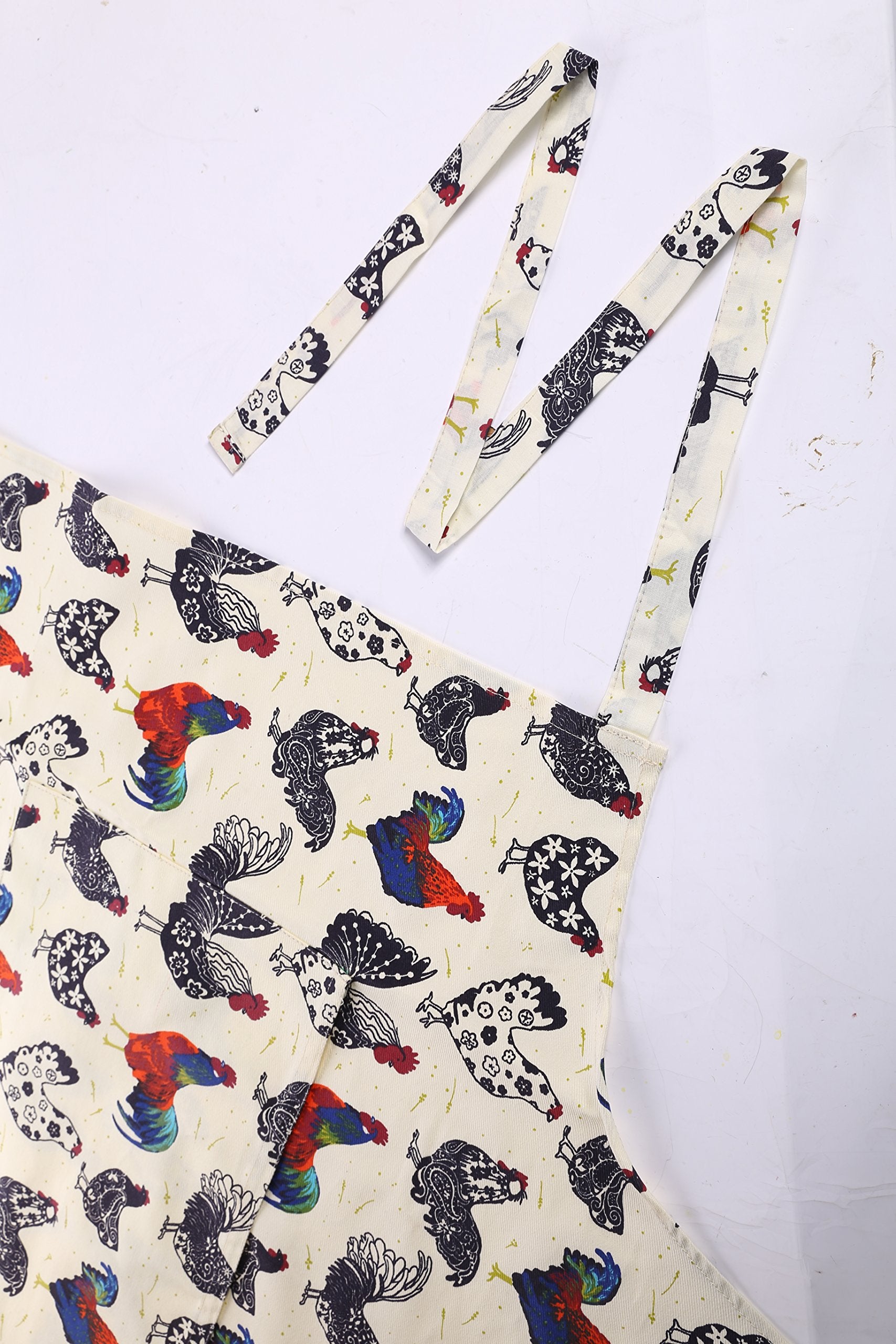 Ulster Weavers 100% Cotton Kitchen Apron - Machine Washable - Perfectly Practical And Ideal For Everyday Use Protecting Against