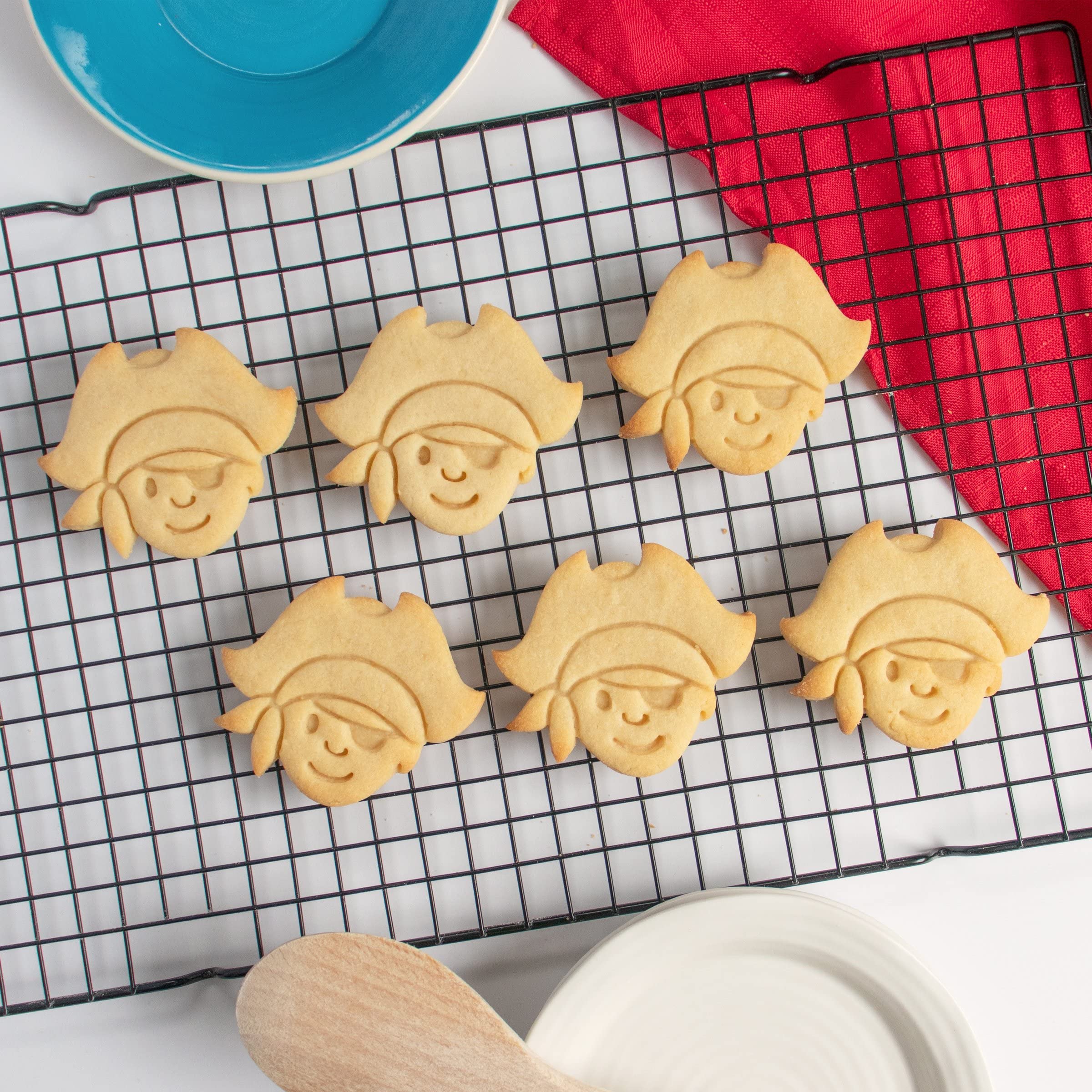 Pirate Boy Cookie Cutter, 1 Piece - Bakerlogy