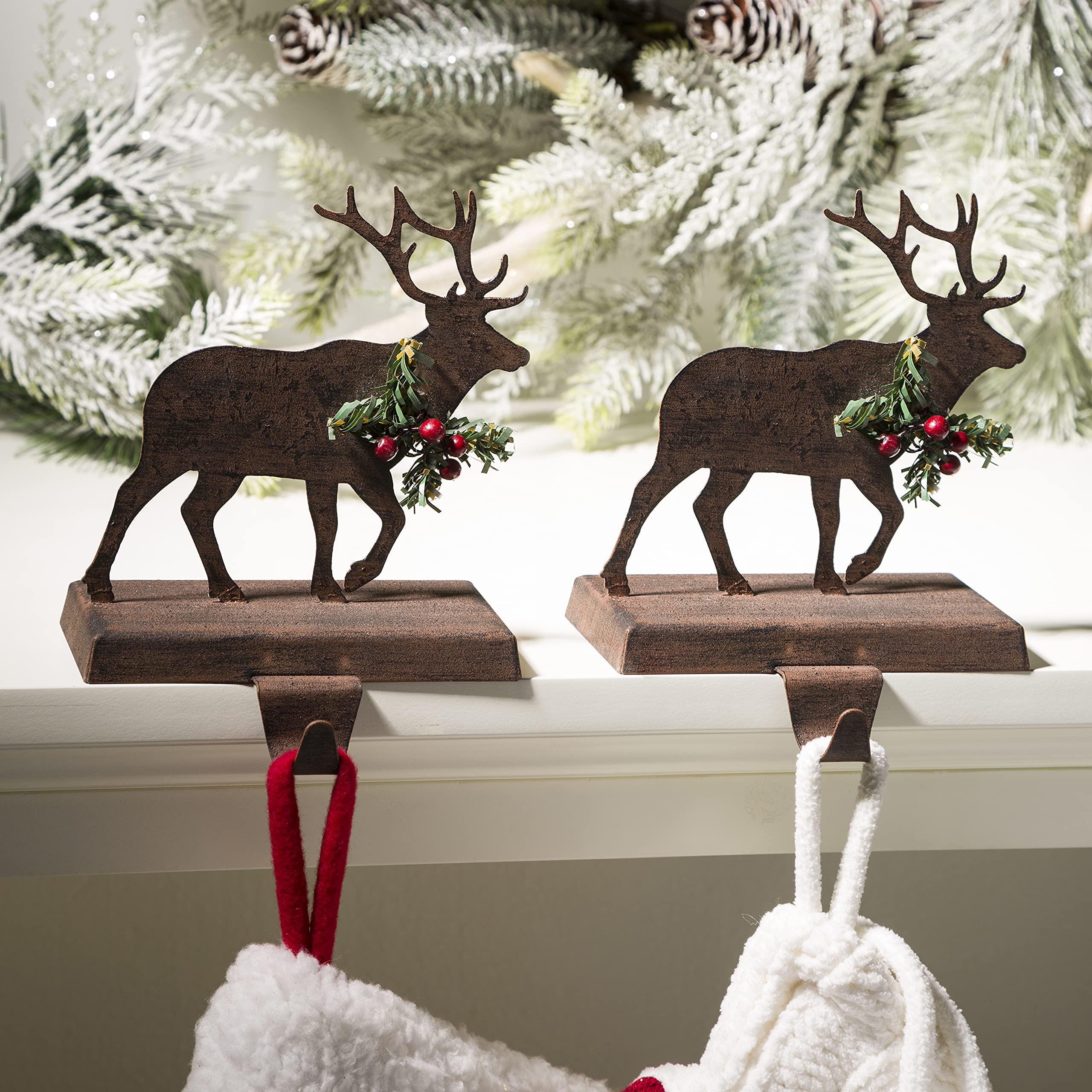 Glitzhome 2 Pcs Metal Reindeer Stocking Holder, 6.5 Inch Xmas Hanging Hooks for Stockings Stocking Hanger Christmas Indoor Decor