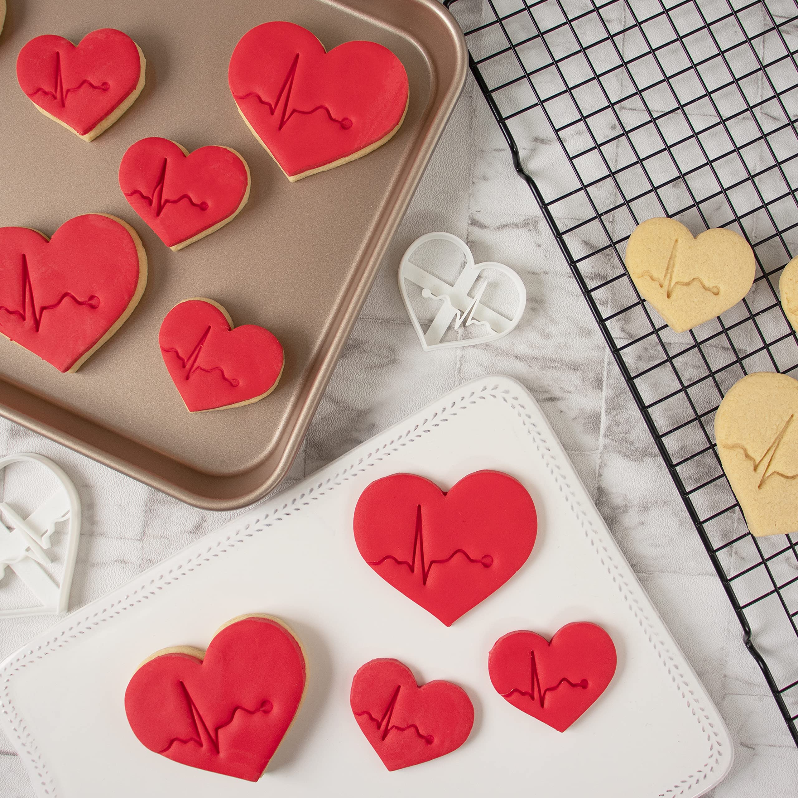 Ecg Small Size Cookie Cutter, 1 Piece - Bakerlogy
