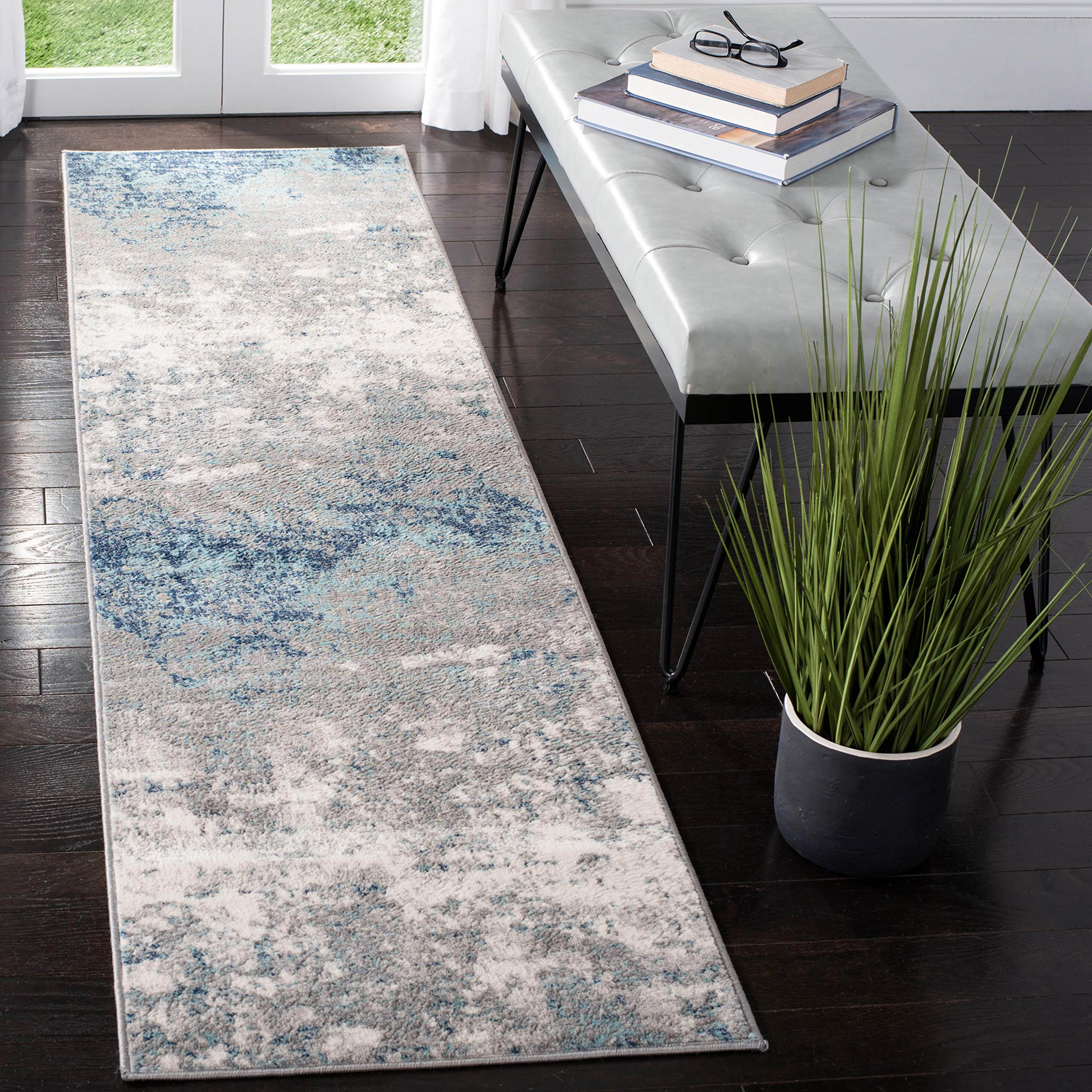 SAFAVIEH Brentwood Collection 2 x 6 Light Grey/Blue BNT822F Modern Abstract Non-Shedding Living Room Entryway Foyer Hallway Be