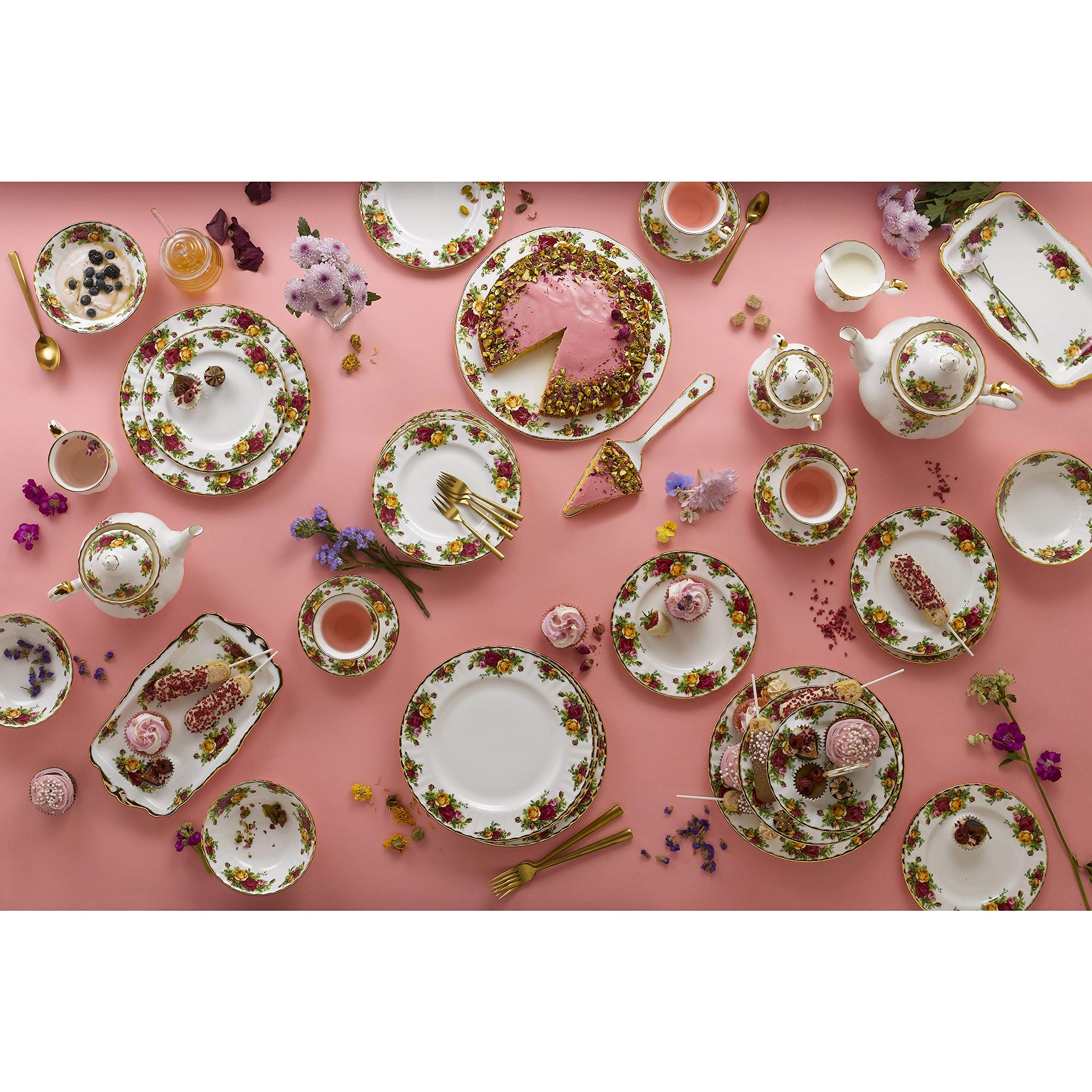 Royal Albert 40020916 13'' Old Country Roses Tray  Multicolor
