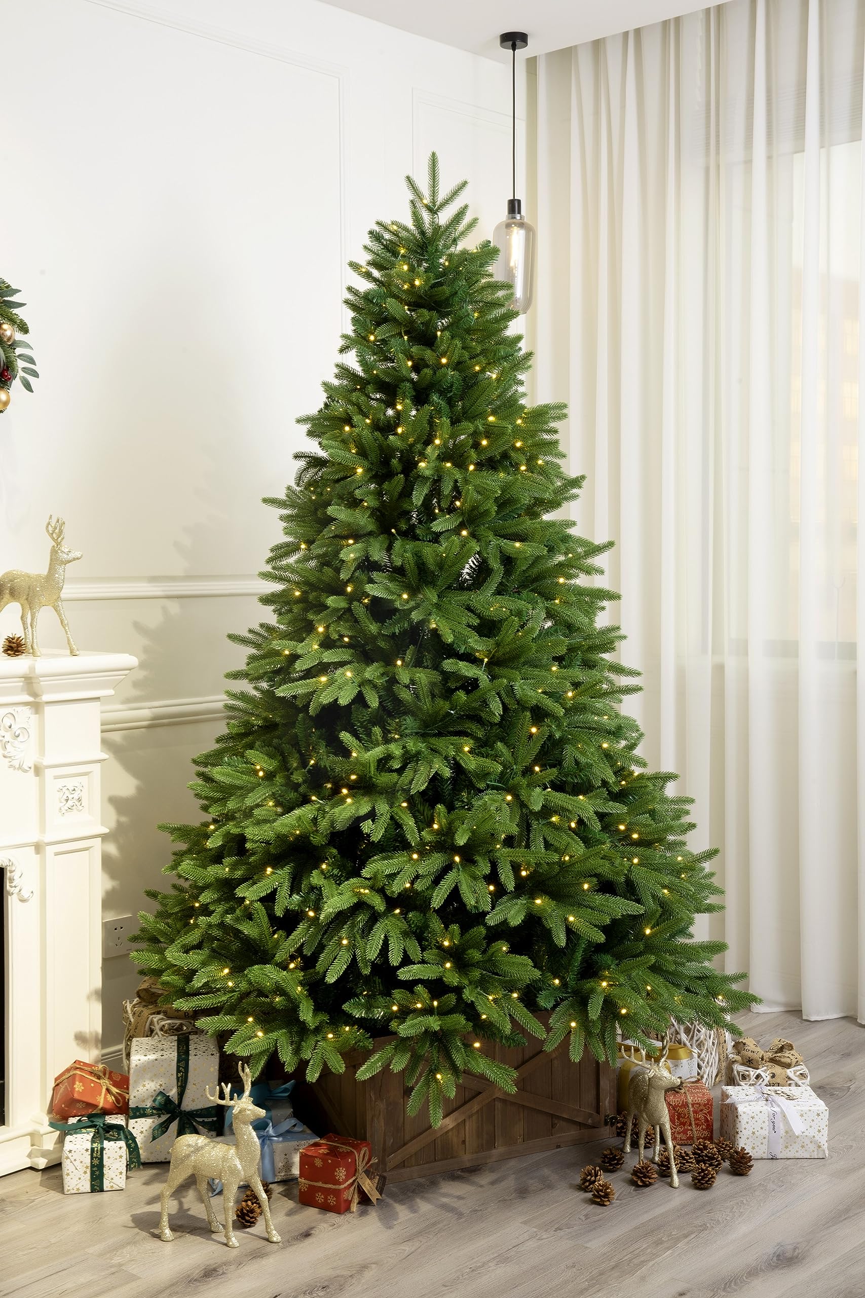 7 Foot Realistic Evergreen Valley Fraser Fir Christmas Tree Prelit with Warm White LED Lights (7ft Pre-lit)