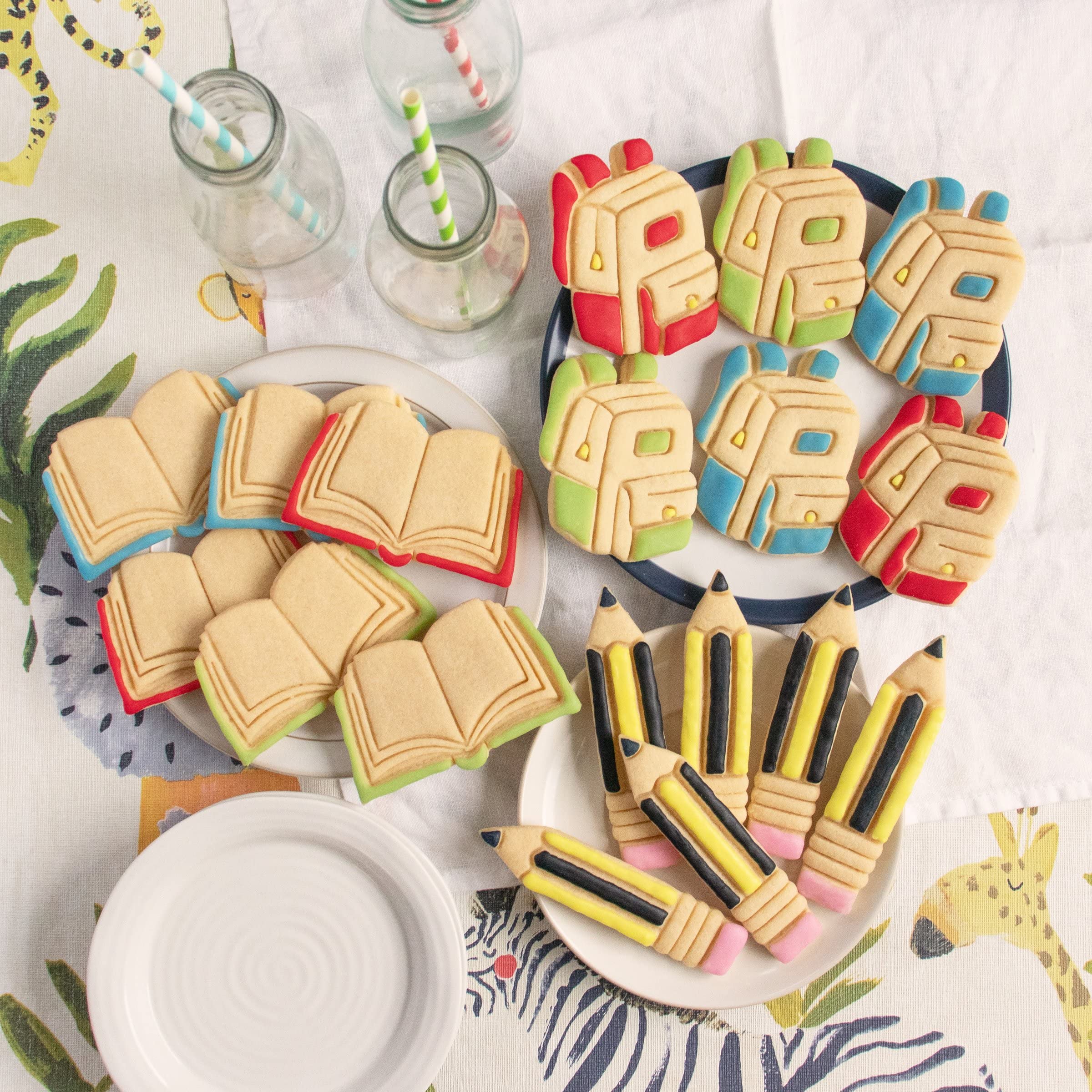 Set Of 3 Back To School Themed Cookie Cutters (Designs: Backpack, Book, Pencil), 3 Pieces - Bakerlogy
