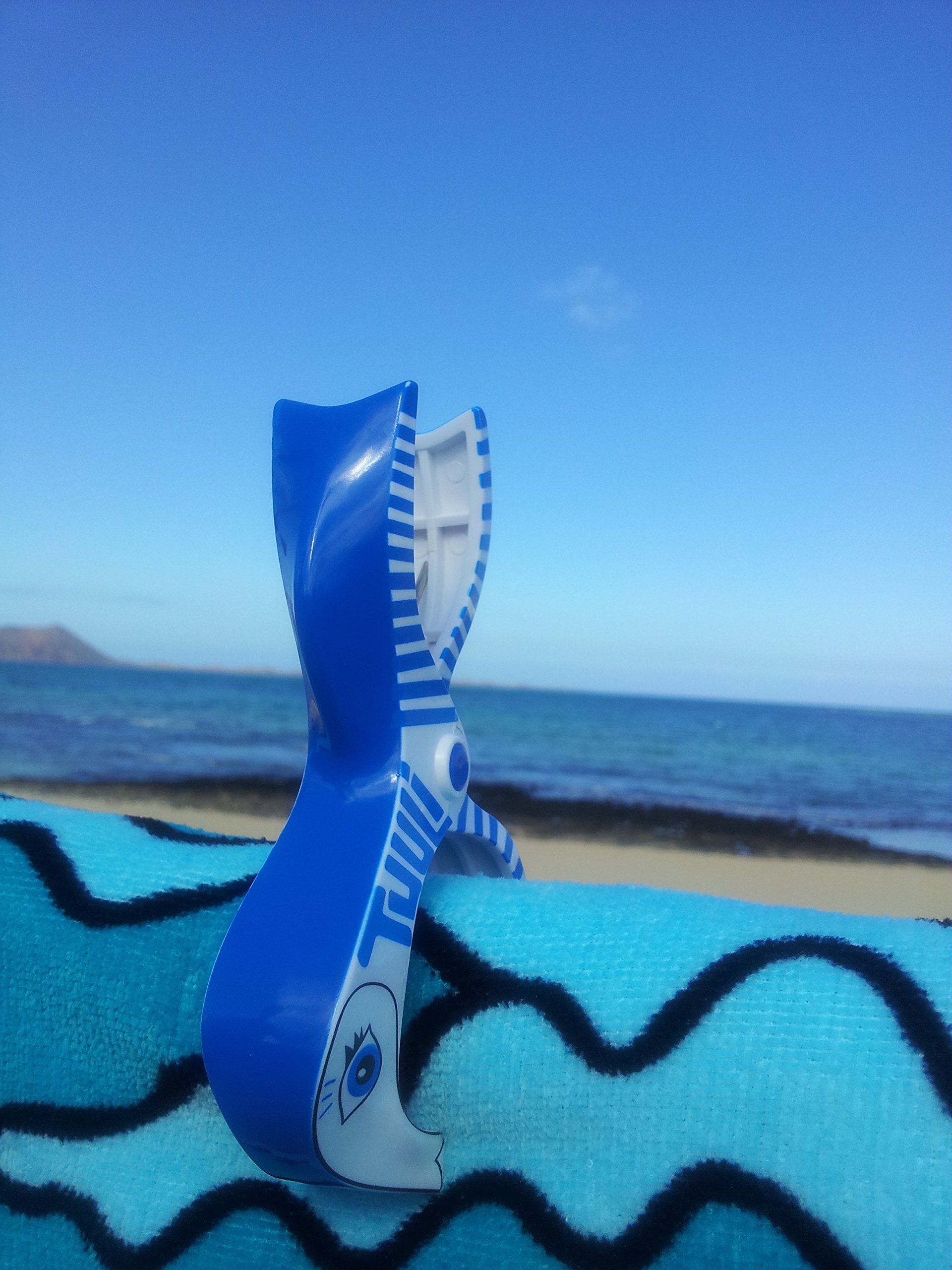 Tuuli Accessories Summer Clips Large Pegs For Beach Towel Laundry Clothes Quilt Camping Garden Kite Surf Sunbed Sun Lounger Bugg