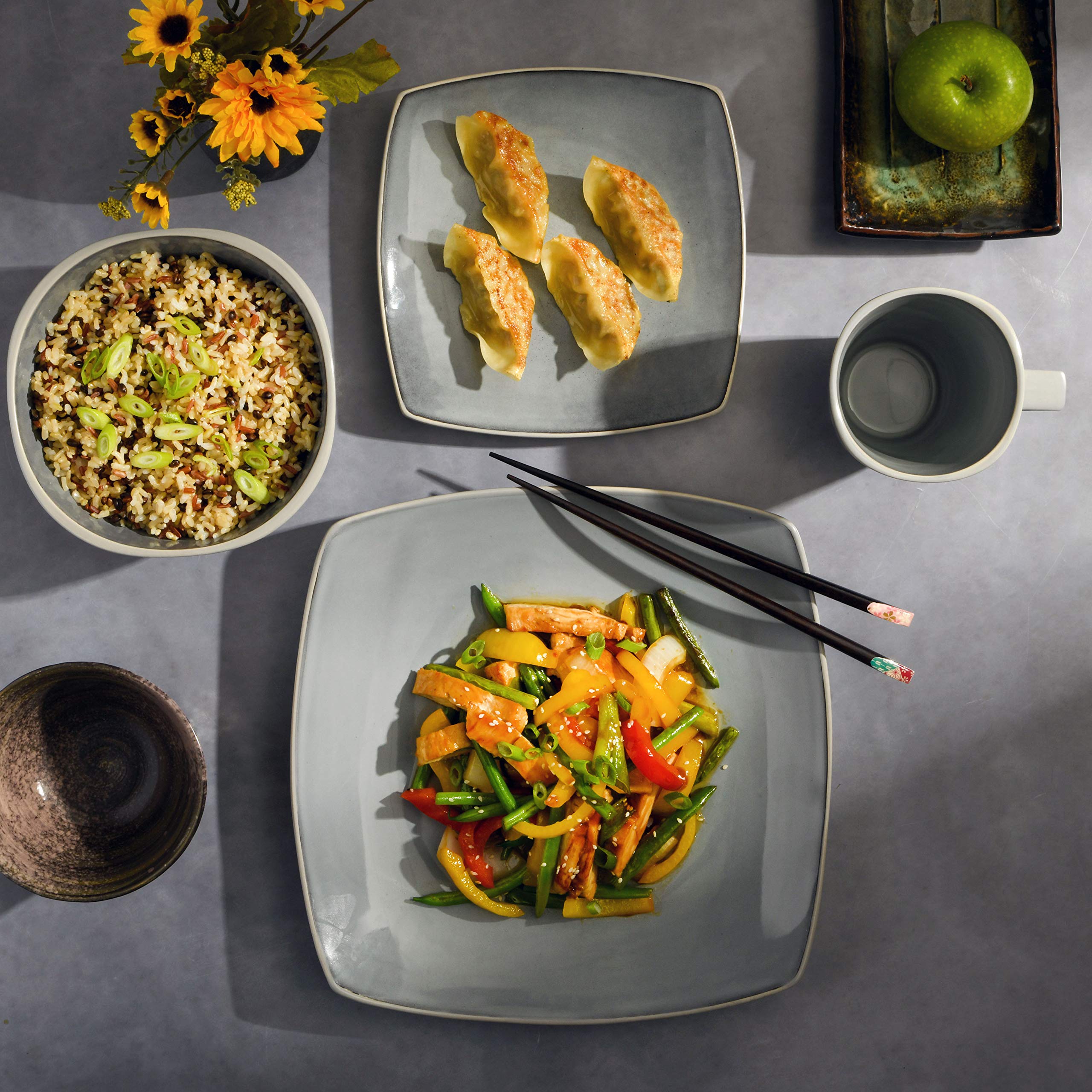 Gibson Soho Lounge Square Reactive Glaze Stoneware Dinnerware Set, Service for 4 (16pc), Light Gray