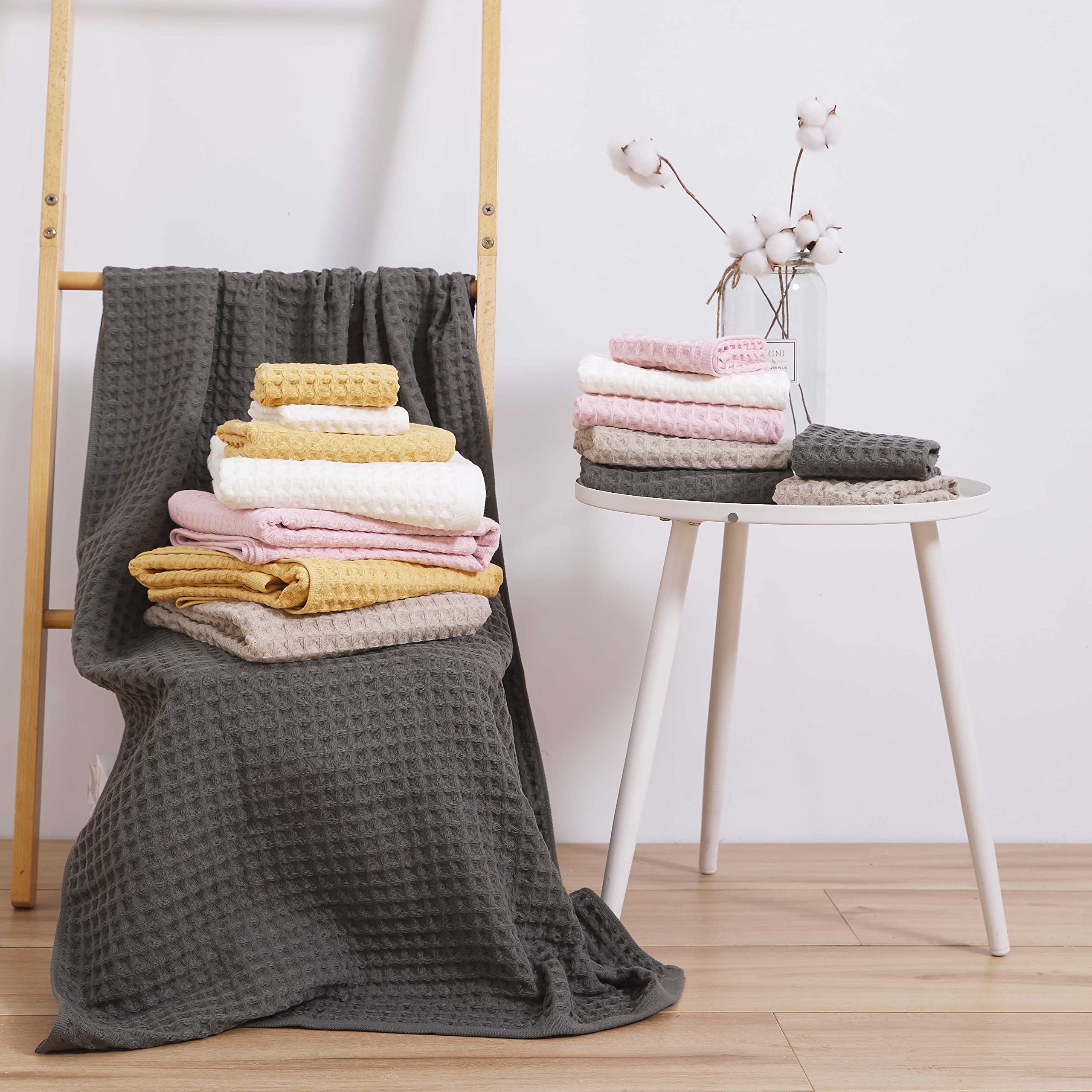 Yiluomo Grey Waffle Towels Sets 100% Cotton Highly Absorbent Quick Dry Towels For Bathroom (1 Bath Towels, 1 Hand Towels And 1 W