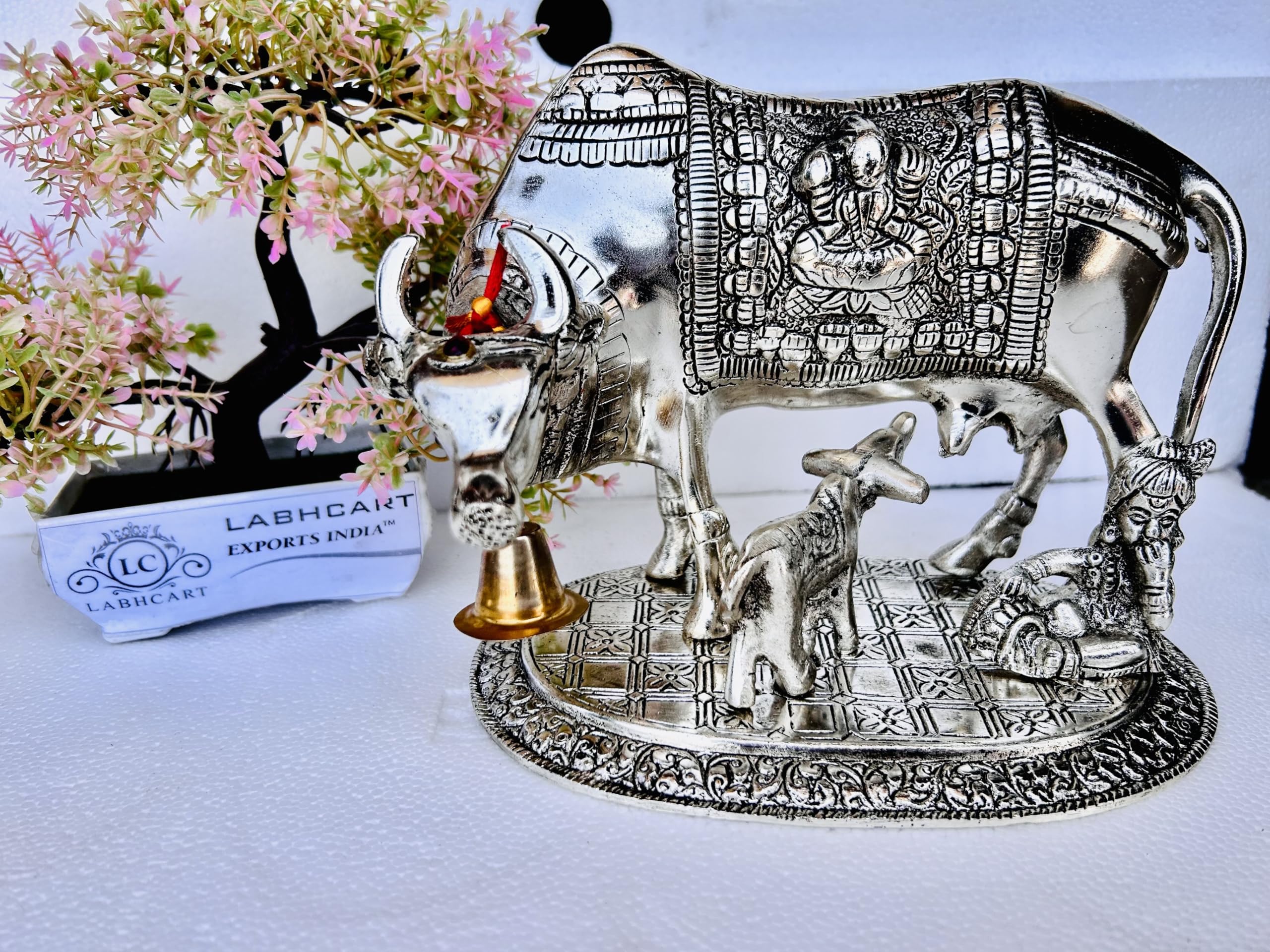 Labhcart Handcrafted Brass Action Golden Kamdhenu Cow With Calf,Vastu Gau Mata Idol,Spiritual Vastu Nandi Pooja Figurine Sculptu