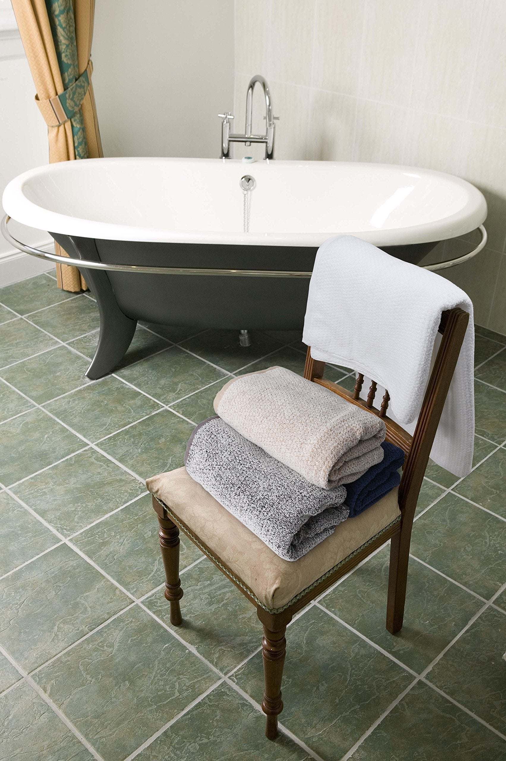 Everplush Diamond Jacquard Bath Sheet  35'' x 66''  Gray
