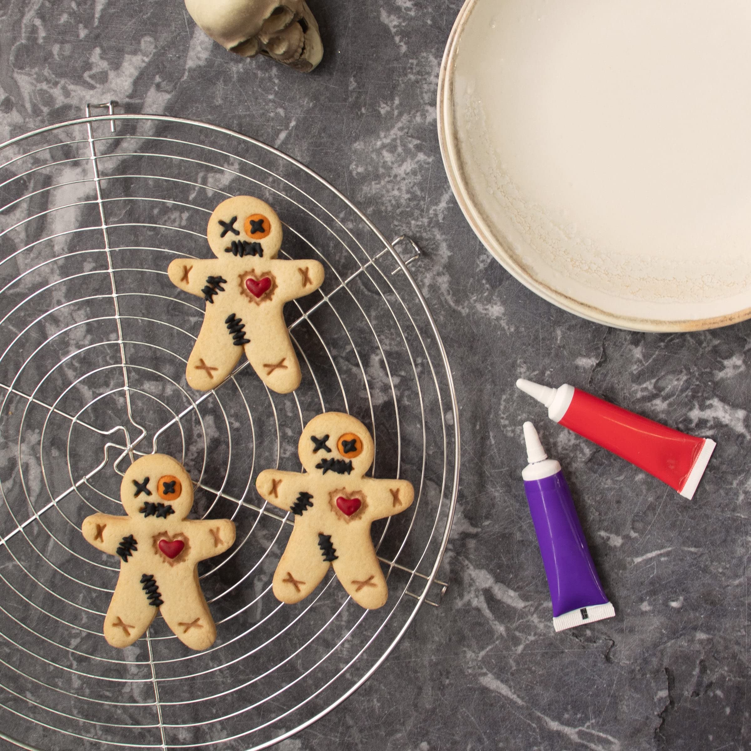 Voodoo Gingerbread Man Cookie Cutter, 1 Piece - Bakerlogy