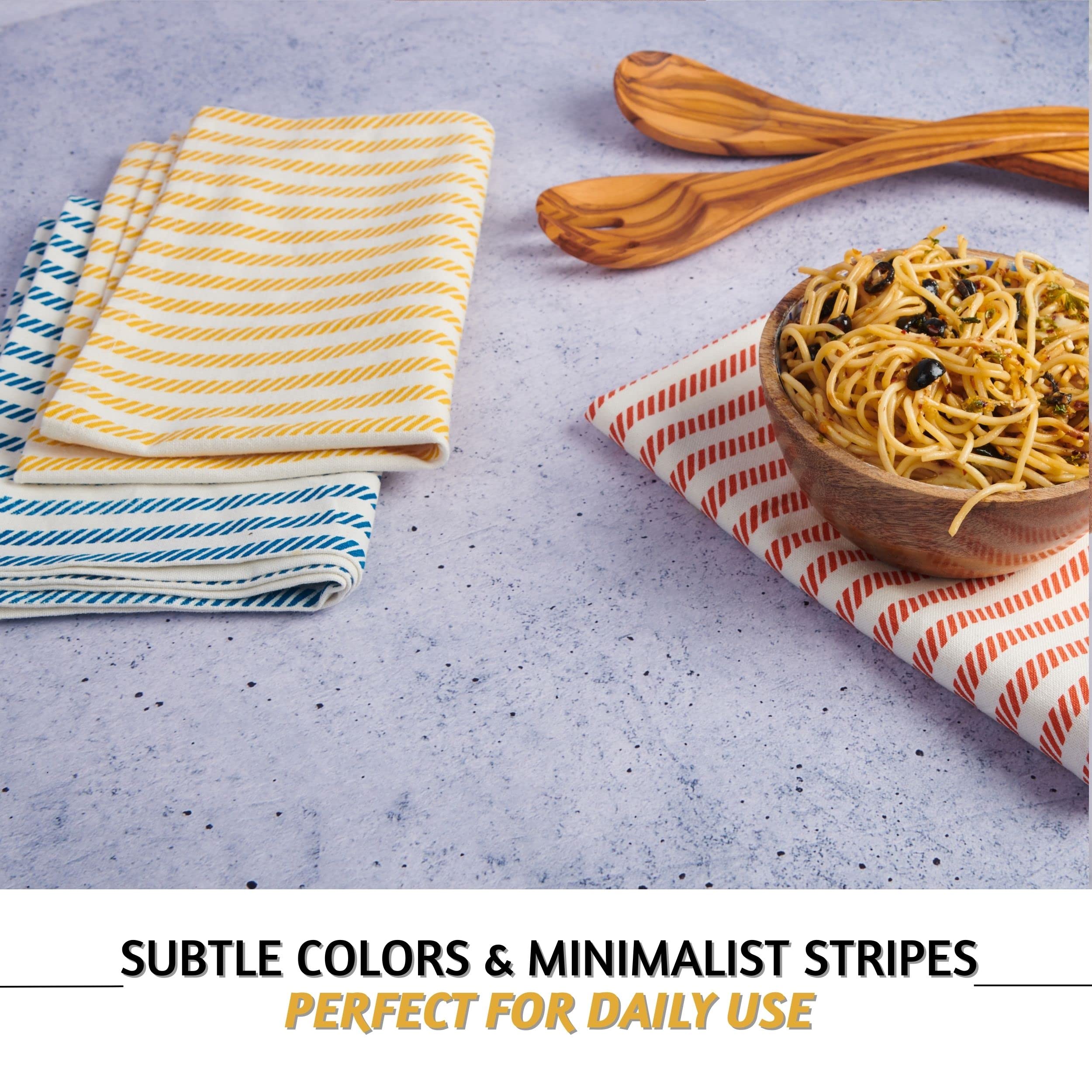 Folkulture Christmas Kitchen Towels And Dishcloths Set With Hanging Loop, Set Of 3 Flour Sack Dish Towels And Dish Cloths For Dr