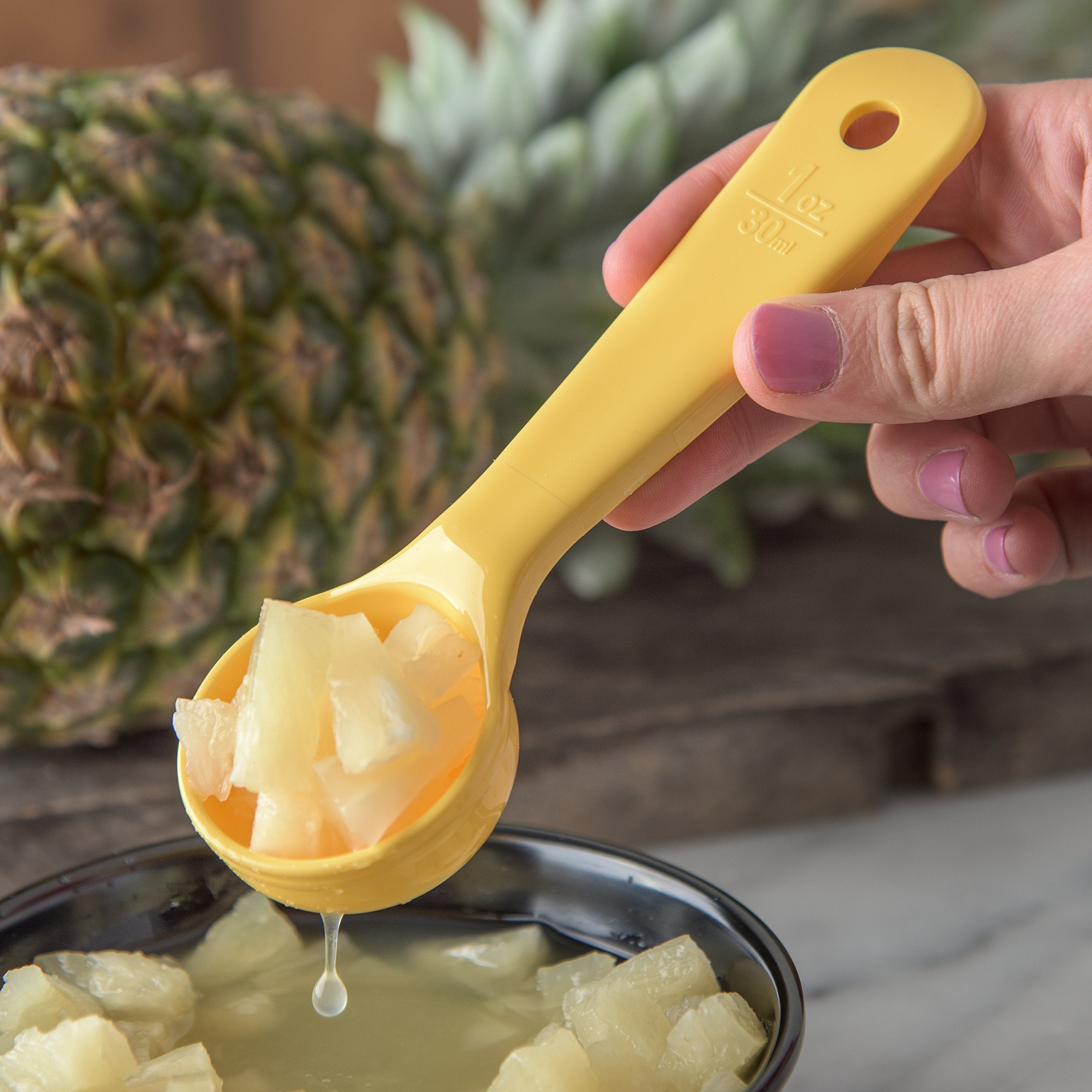 Carlisle Foodservice Products 492304 Perforated Short Handle Portion Control Spoon, 1 Oz, Yellow