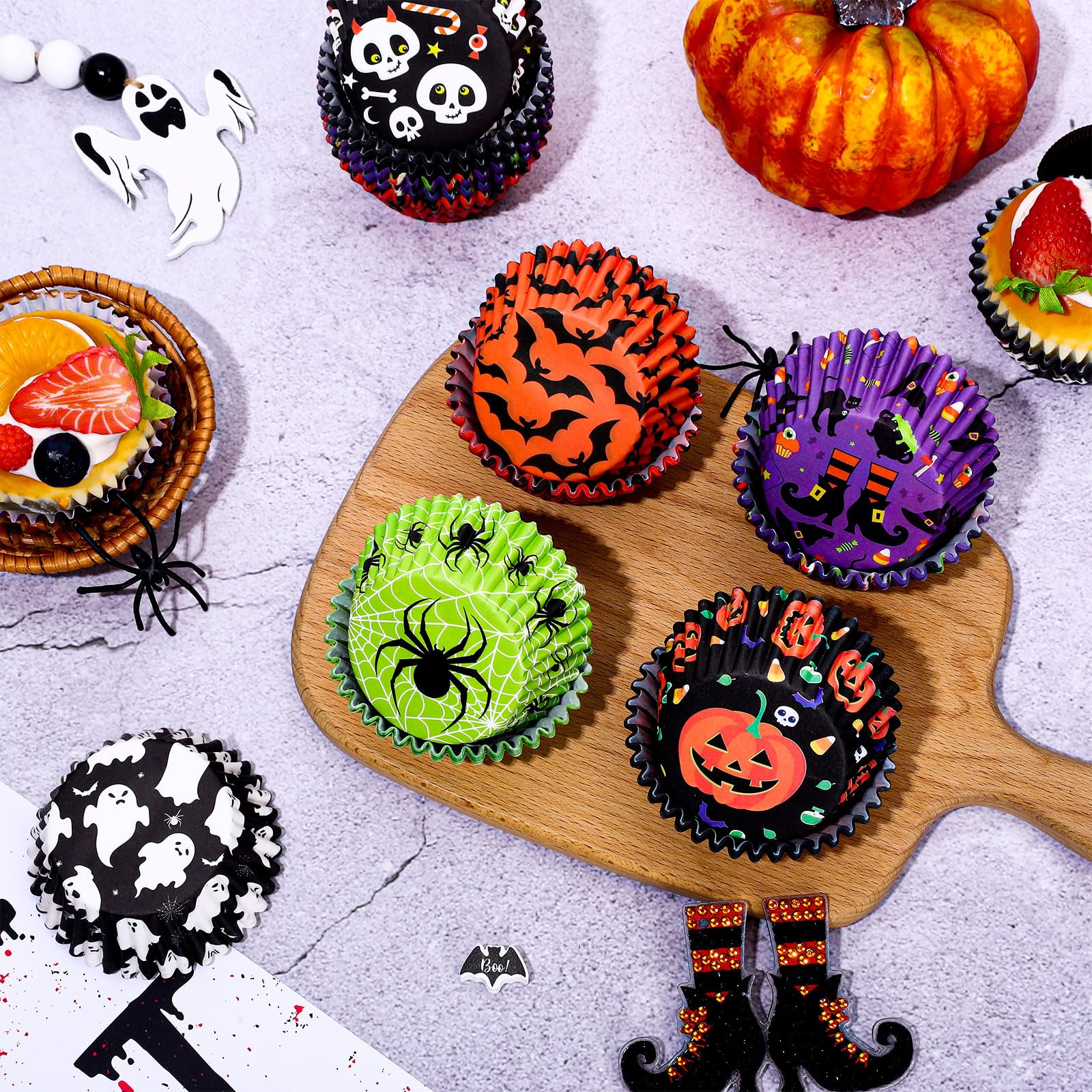 Whaline 600Pcs Halloween Cupcake Liners Pumpkin Witch Legs Bats Ghosts Spiders Skulls Cupcake Wrappers Baking Cups Holders Muffi