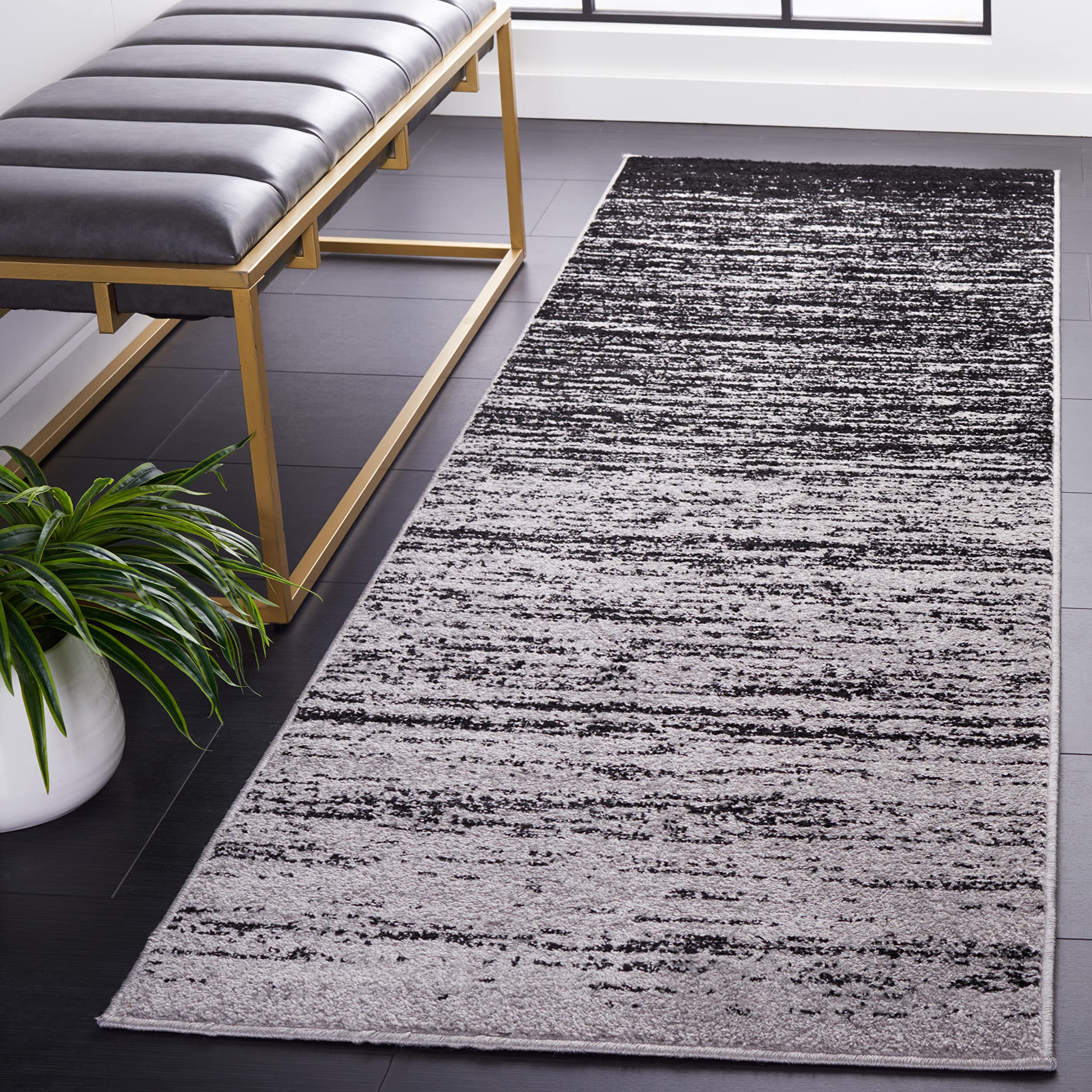 SAFAVIEH Adirondack Collection X-Large Area Rug - 26 x 22, Silver & Black, Modern Ombre Design, Non-Shedding & Easy Care, Idea