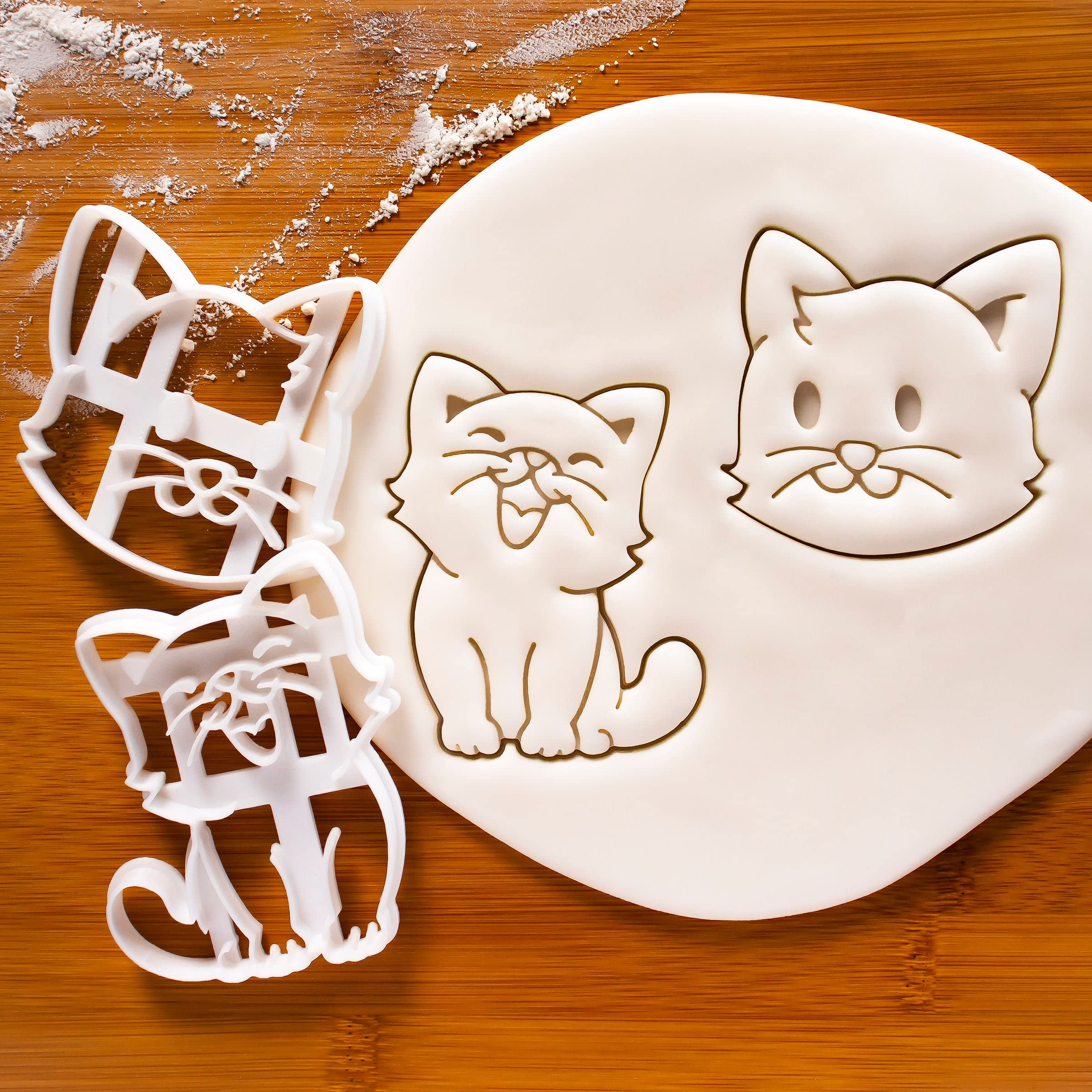 Set Of 2 Cat Cookie Cutters (Designs: Happy Cat And Cat Face), 2 Pieces - Bakerlogy