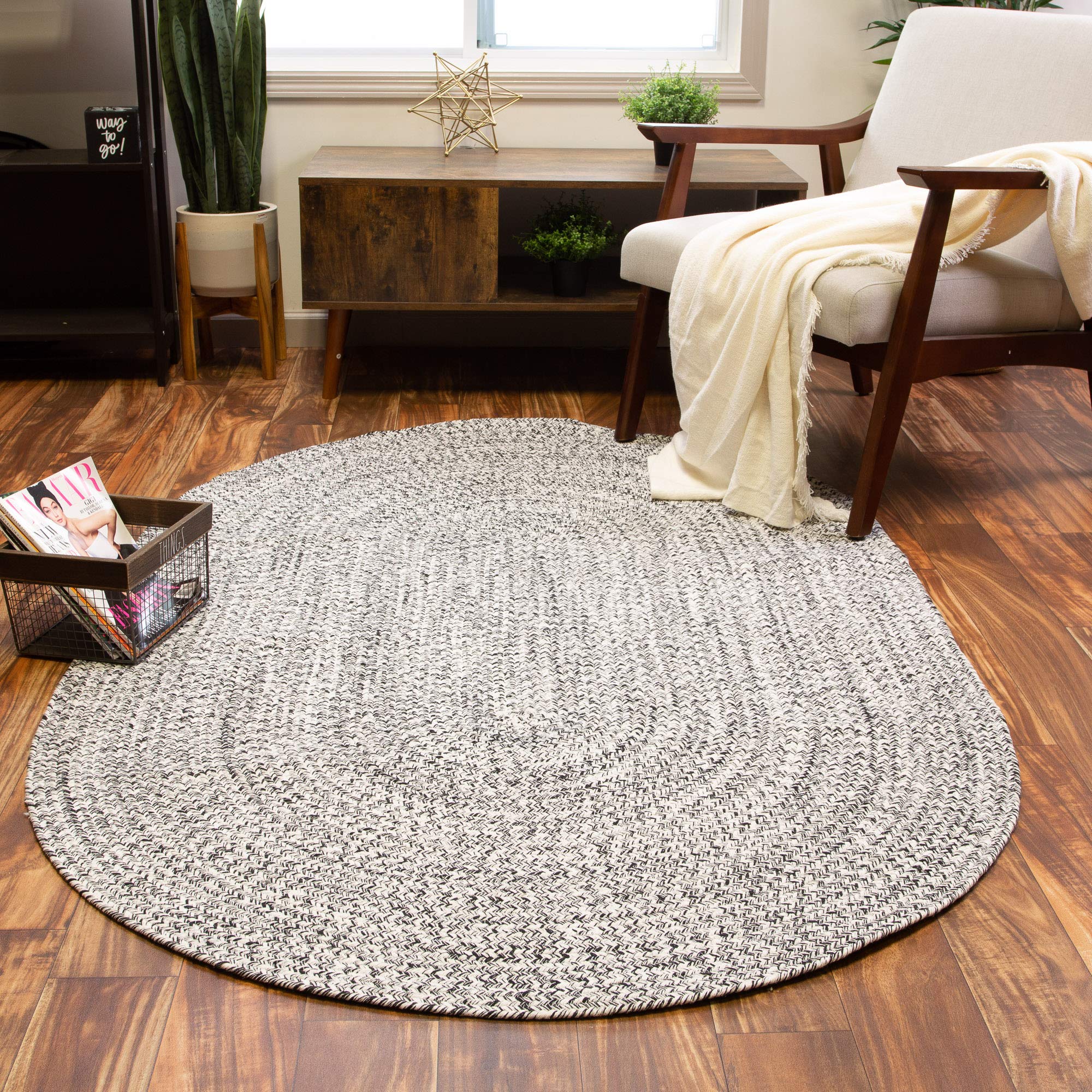 Super Area Rugs Farmhouse Braided Rug Cotton Kitchen Reversible Carpet, Black & White, 3 X 5 Oval