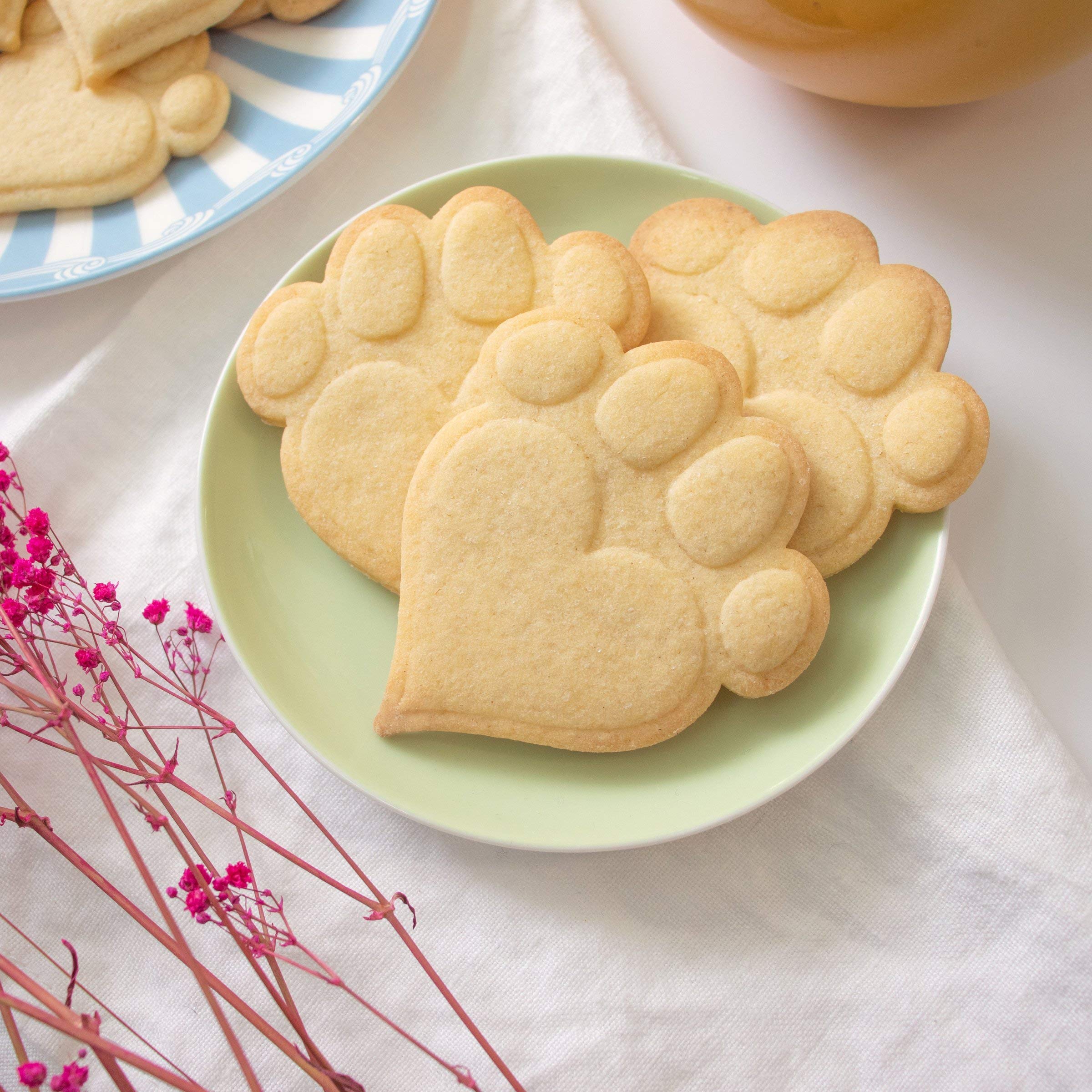Heart Paw Cookie Cutter - Large Size, 1 Piece - Bakerlogy