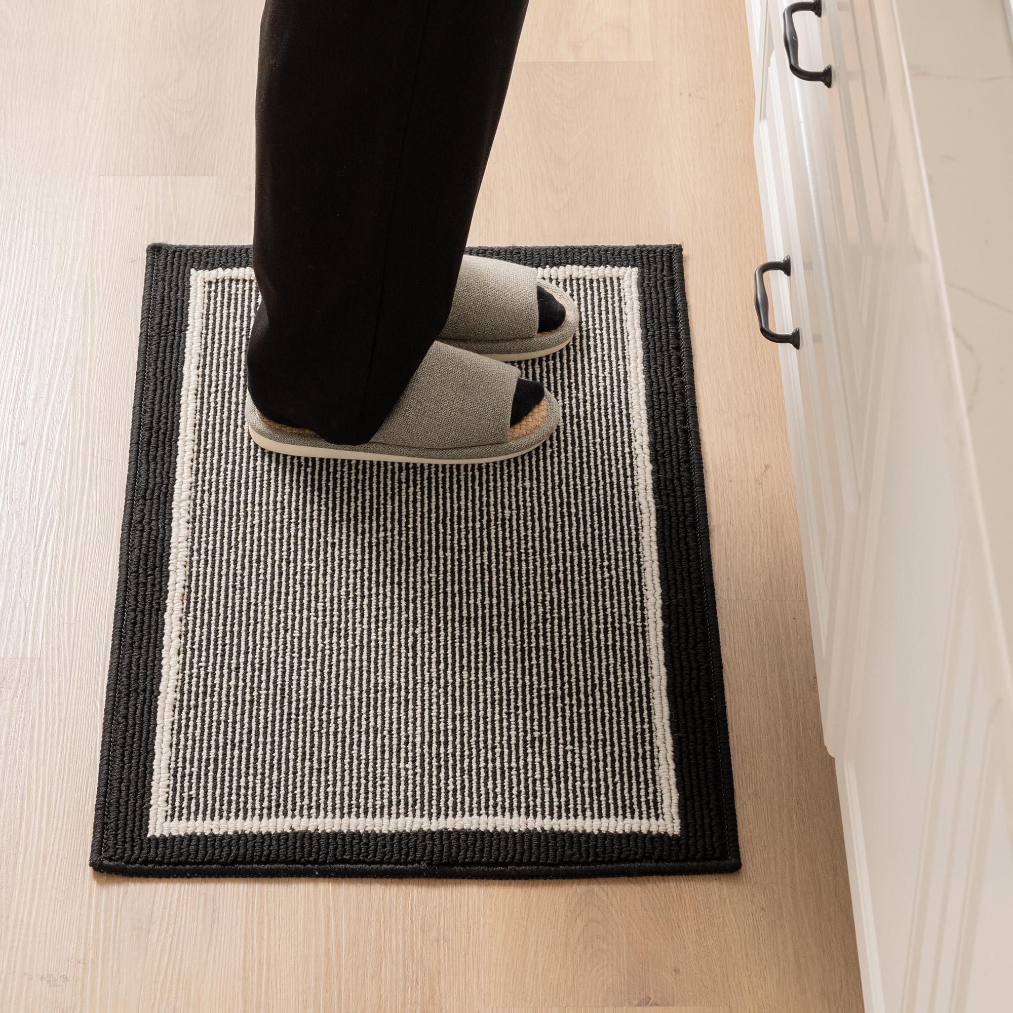GRANNY SAYS Kitchen Mats for Floor, Kitchen Rugs Non Slip Washable, Runner Rugs for Kitchen Floor, 20 x 32, Stain Resistant Comf