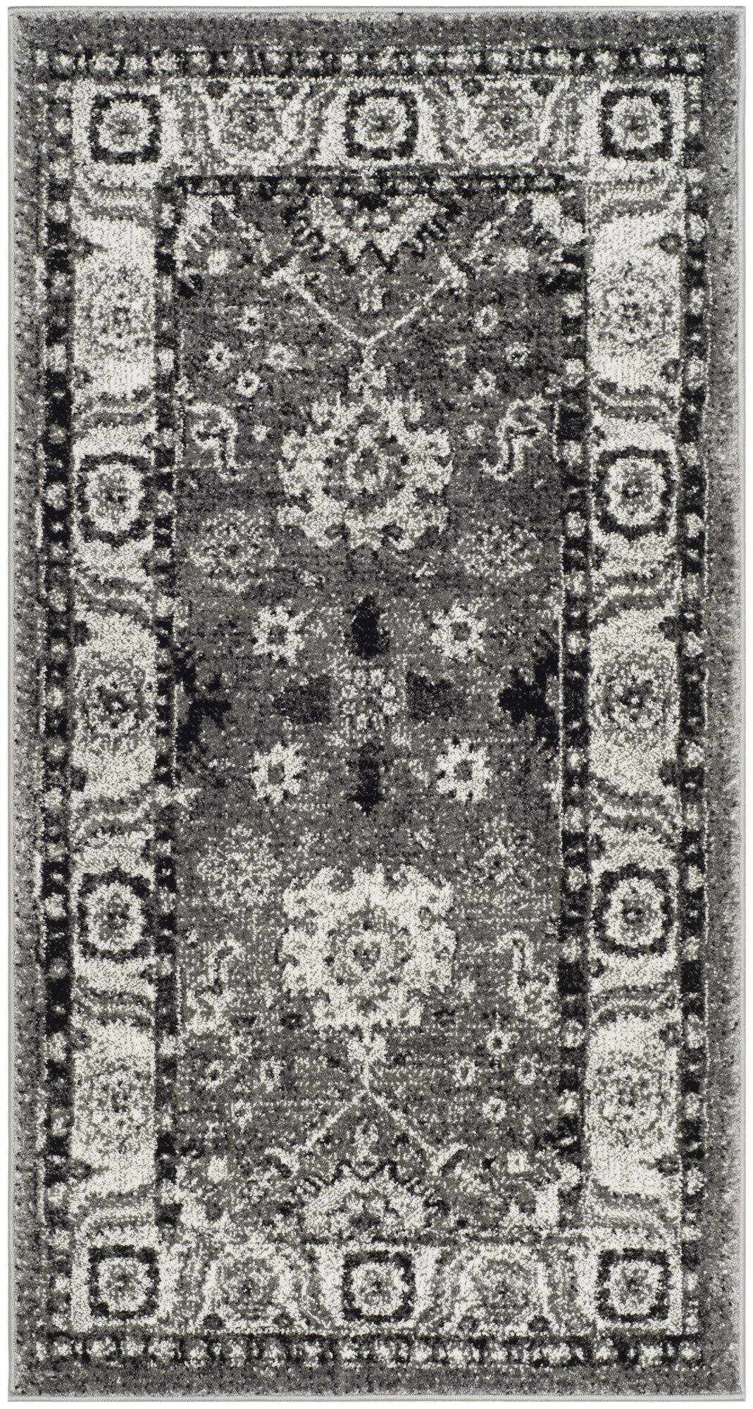 SAFAVIEH Vintage Hamadan Collection Area Rug - 53 x 76, Grey & Black, Oriental Traditional Persian Design, Non-Shedding & Easy