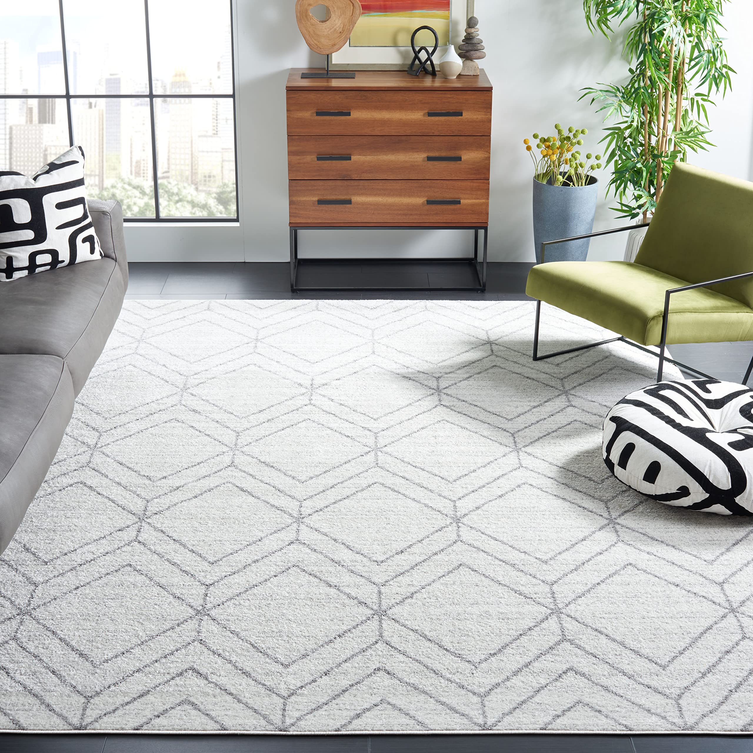 SAFAVIEH Adirondack Collection Area Rug - 8 x 10, Light Grey & Dark Grey, Modern Geometric Design, Non-Shedding & Easy Care, I
