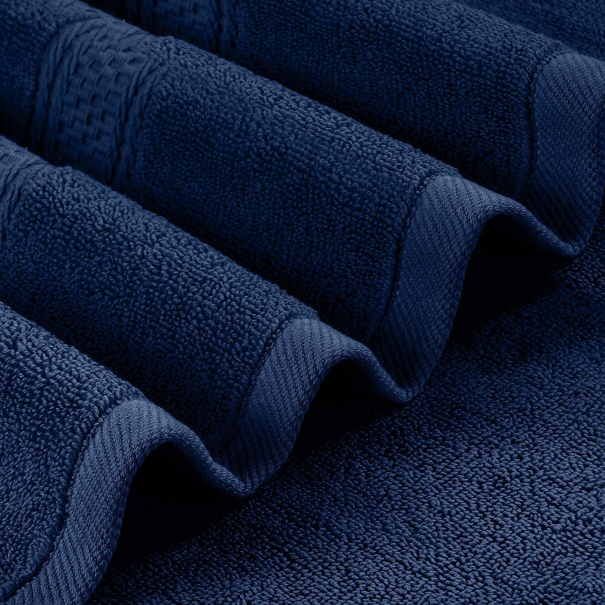 Utopia Towels 4 Pack Premium Bath Towel Set  (27 x 54 Inches) 100% Ring Spun cotton 600gSM  Lightweight and Highly Absorbent Quick Drying Towels  Perfect for Daily Use (Navy)
