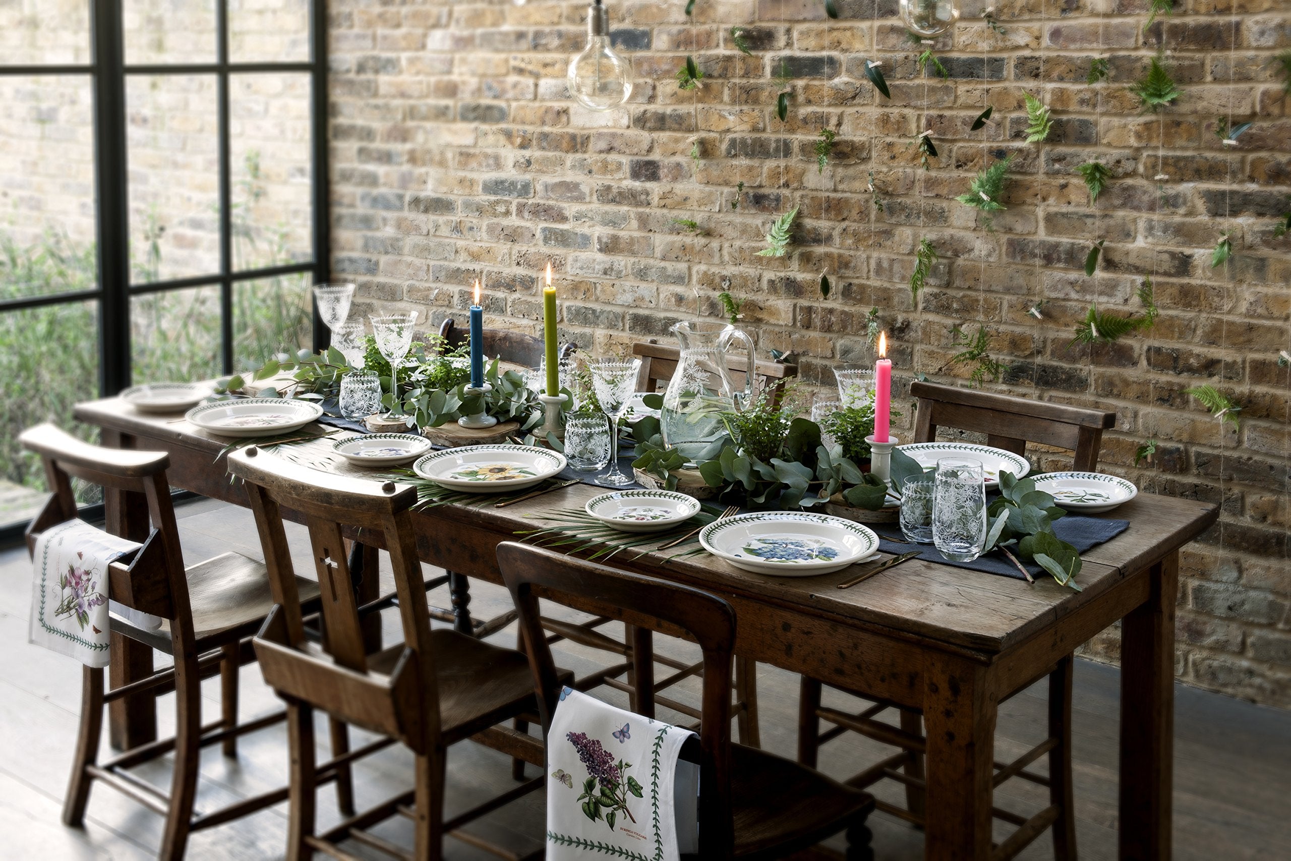 Portmeirion Botanic Garden 12'' Low Square Bowl | Sweet Pea Motif | Fine Porcelain | Chip-Resistant Glaze | Dishwasher, Microwav