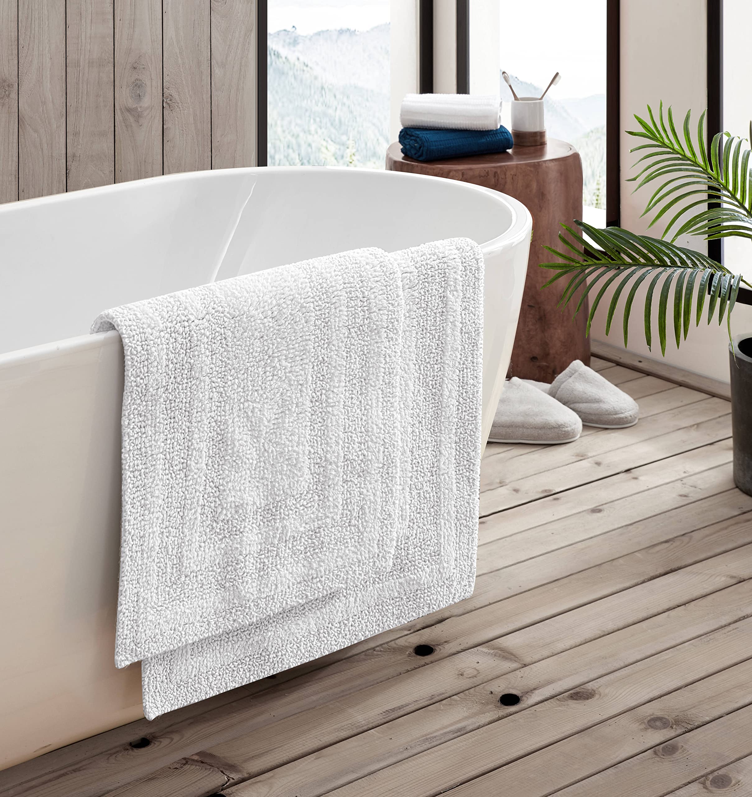 Eddie Bauer - Bathroom Rugs Set, Soft Tufted Cotton Bathroom Decor, Super Absorbent & Quick Dry (Logan White, 2 Piece)