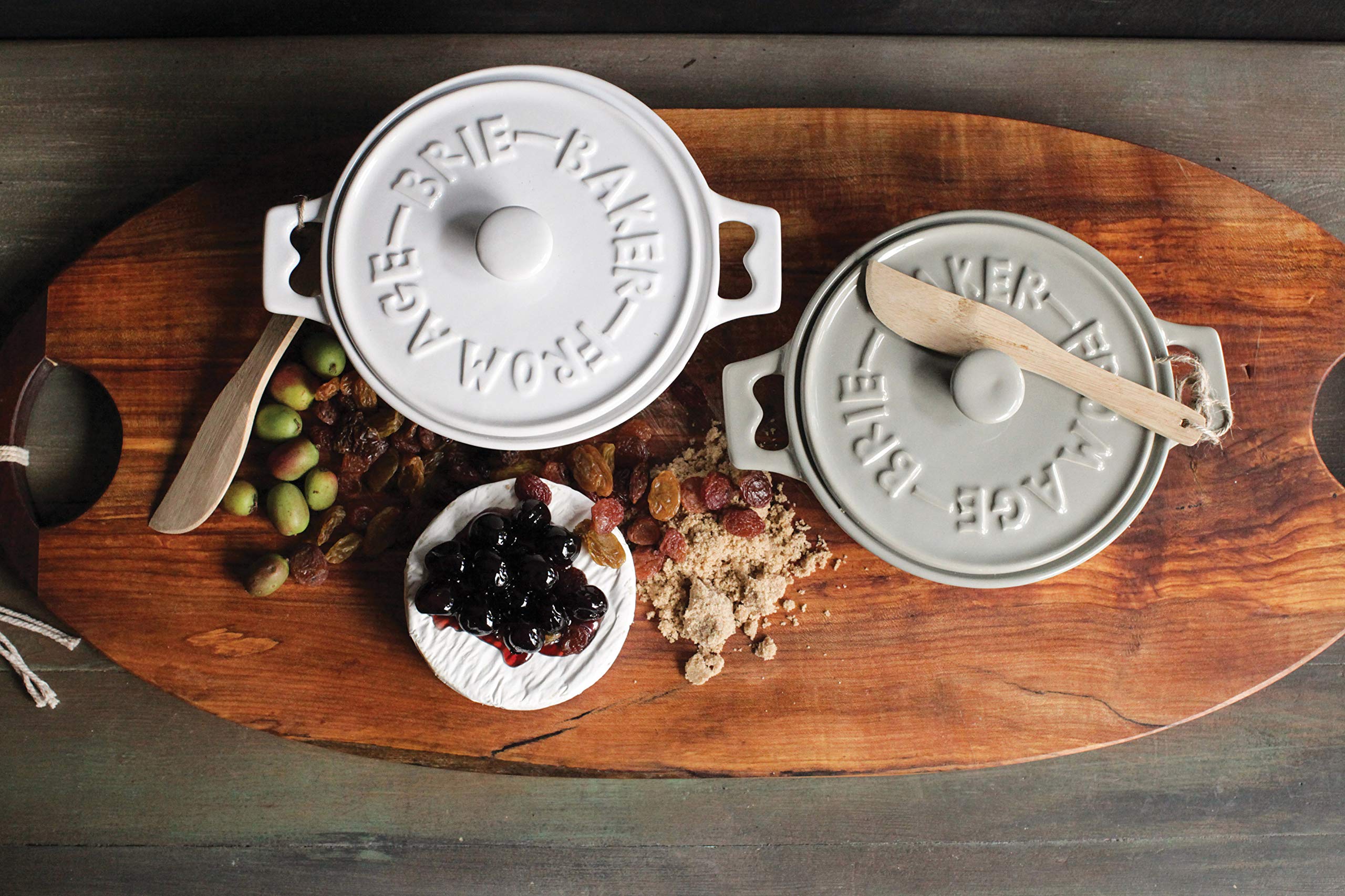 Creative Co-Op Brie Bakers With Lids & Wood Spreaders (Set Of 2 Colors)