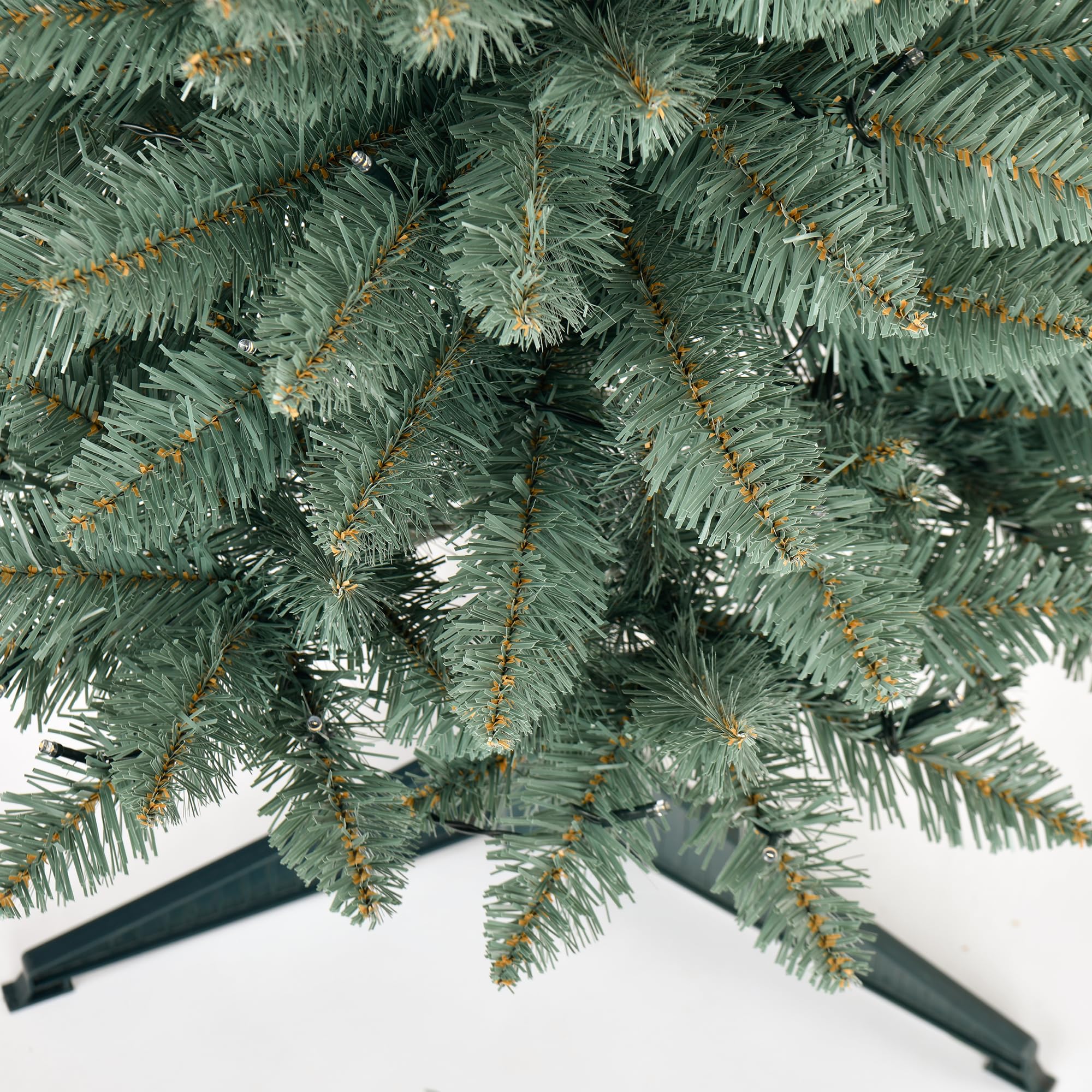 Pre-Lit Artificial Christmas Tree 3Ft, Battery Operated Desktop Xmas Tree with 50 LED 160 Branch Tips Mini Christmas Tree Decora