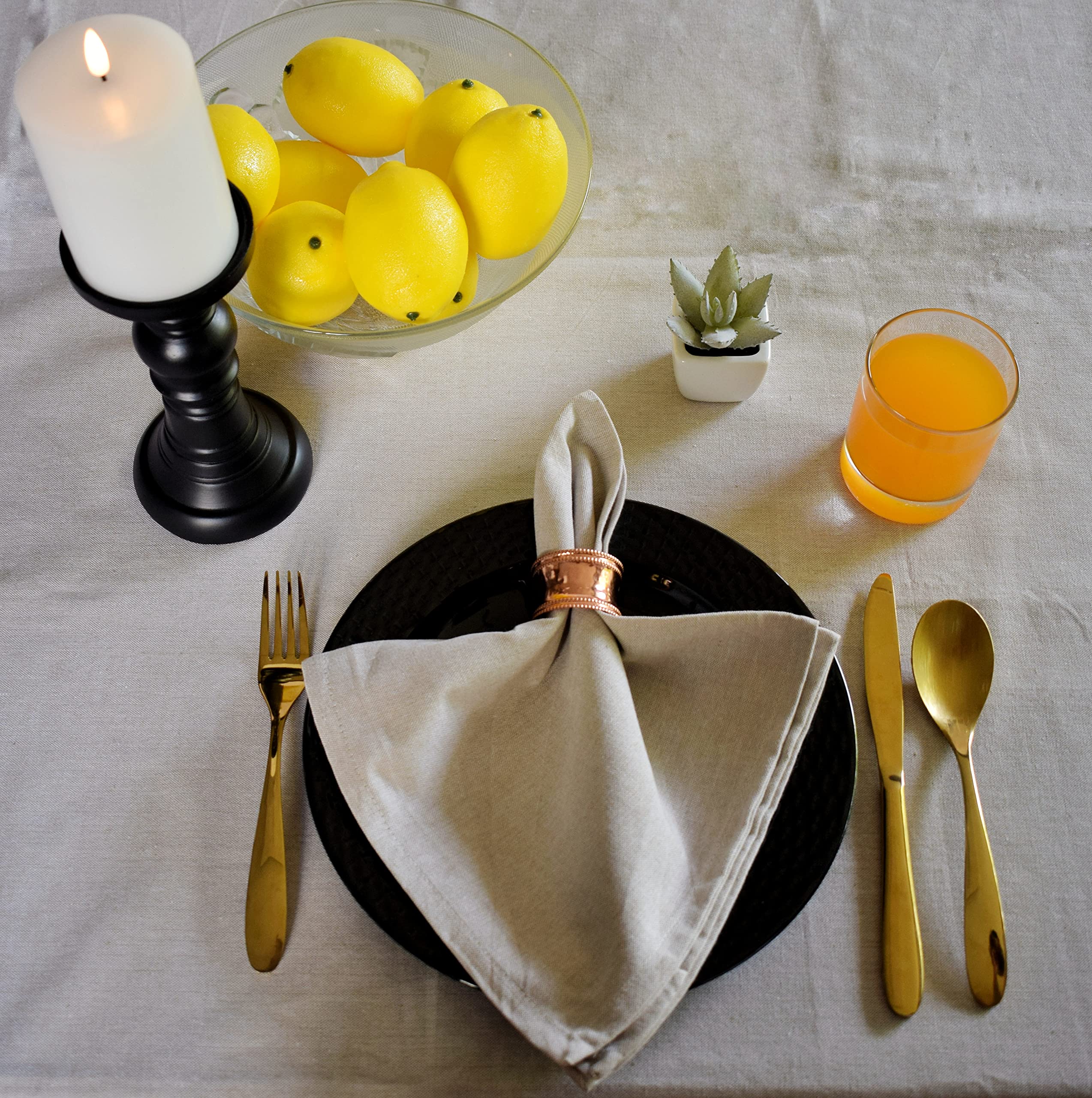 Yourtablecloth Chambray Round Tablecloth (Natural, 70'' Round)