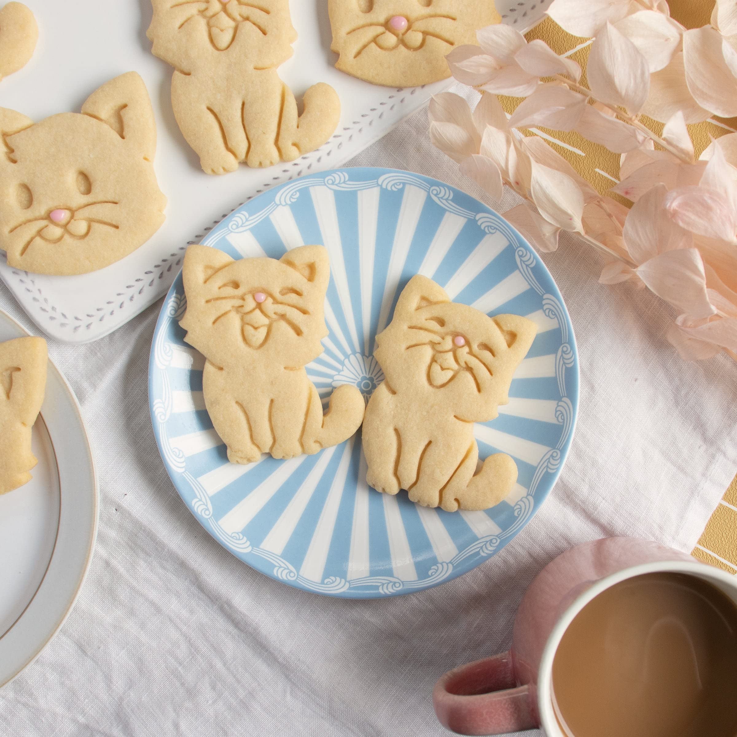 Happy Cat Cookie Cutter, 1 Piece - Bakerlogy
