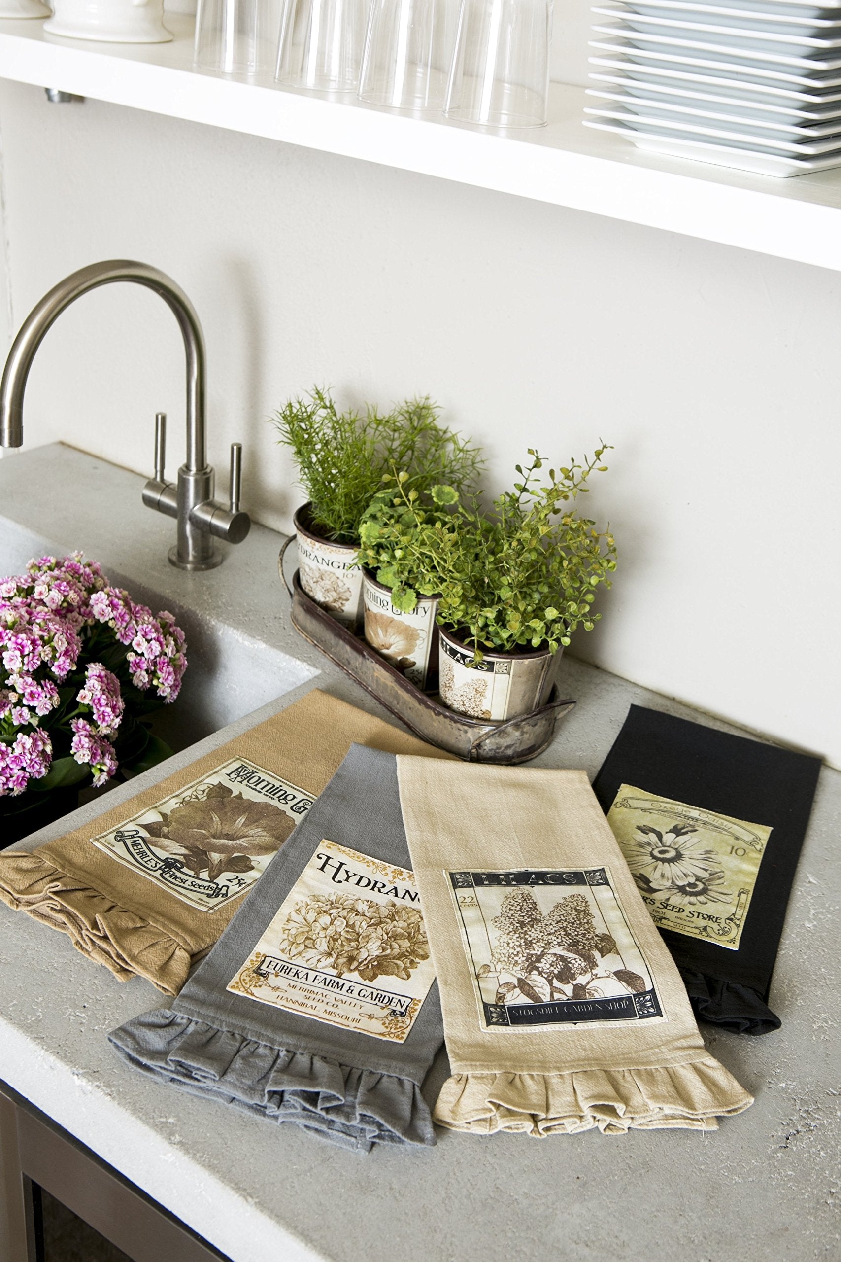 Heritage Lace Toast Vintage Garden 18''X26'' Tea Towel