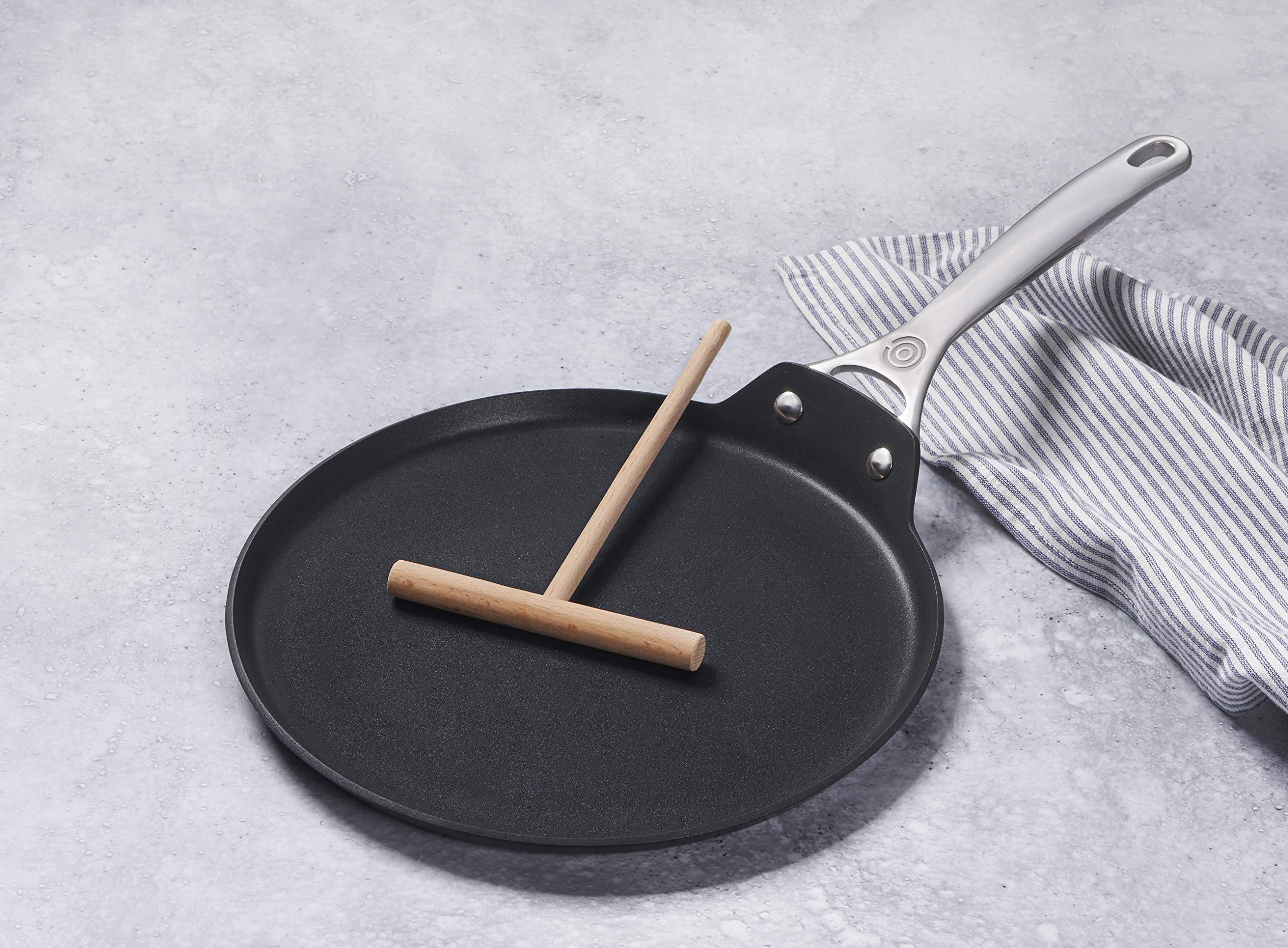 Le Creuset Toughened Nonstick Pro Crepe Pan With Rateau, 11''