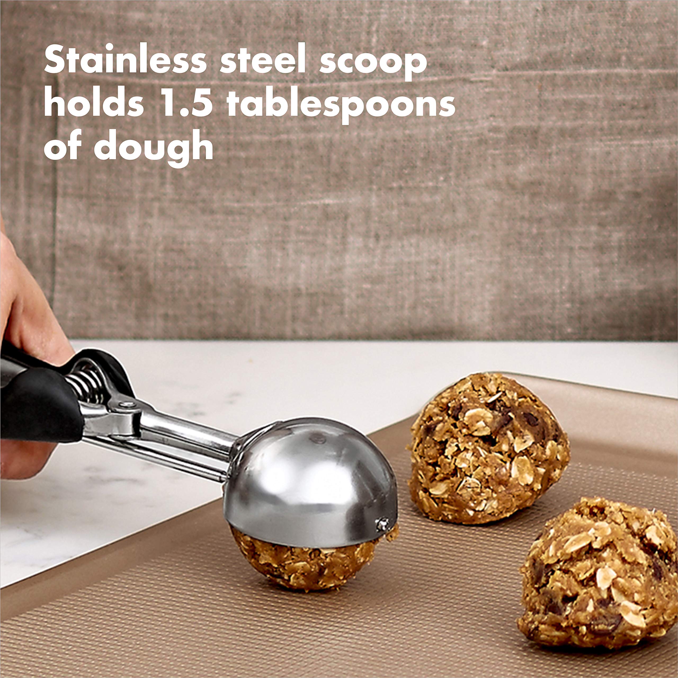 Oxo Good Grips Medium Cookie Scoop,Black/Silver