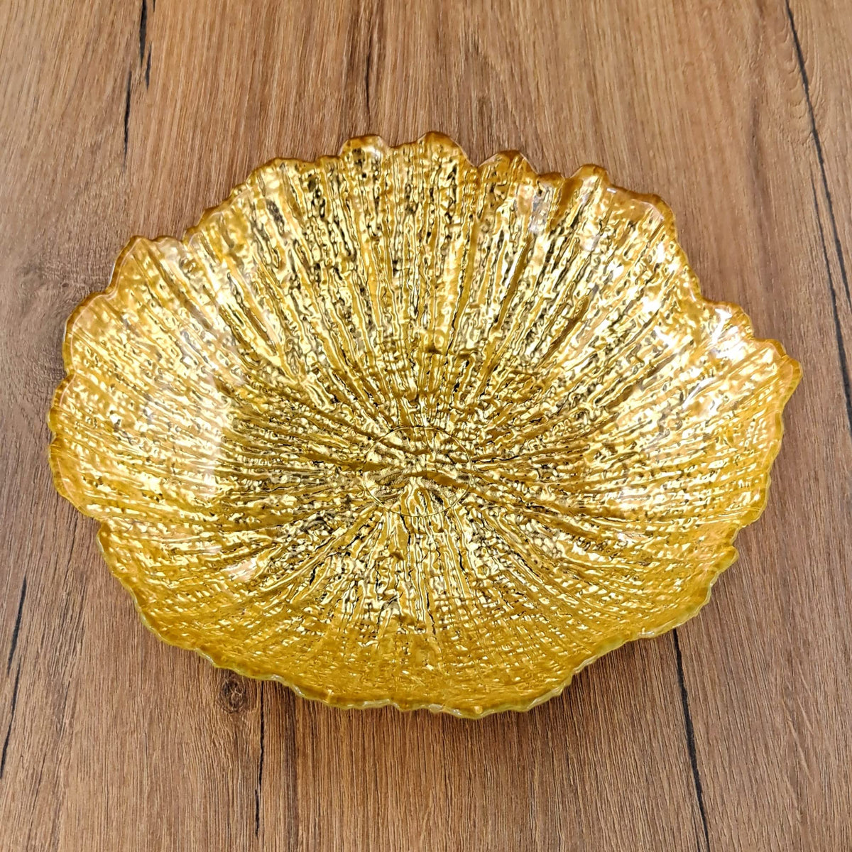 Red Pomegranate Coral 8.5'' Soup Plate Gold