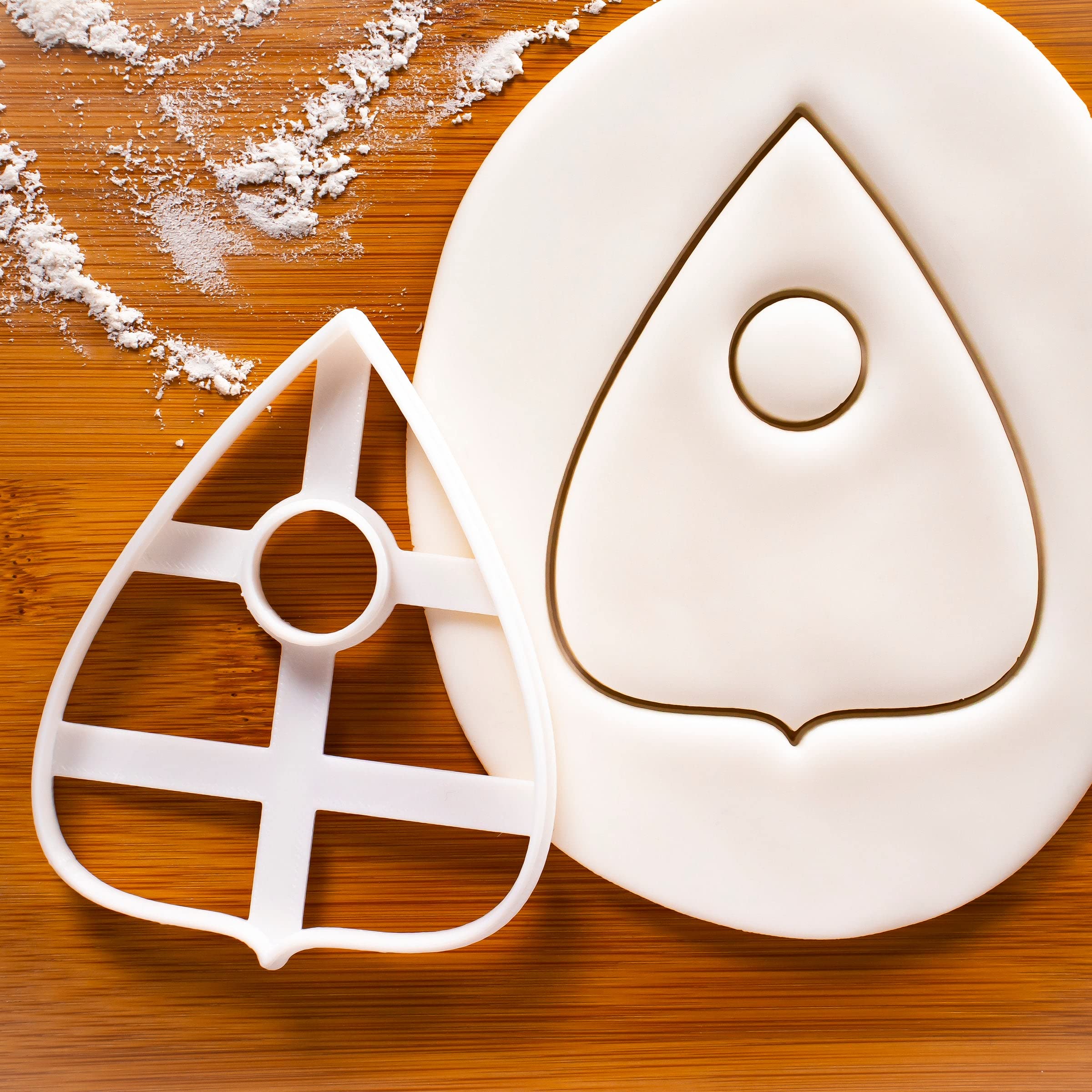 Planchette Plain Cookie Cutter, 1 Piece - Bakerlogy