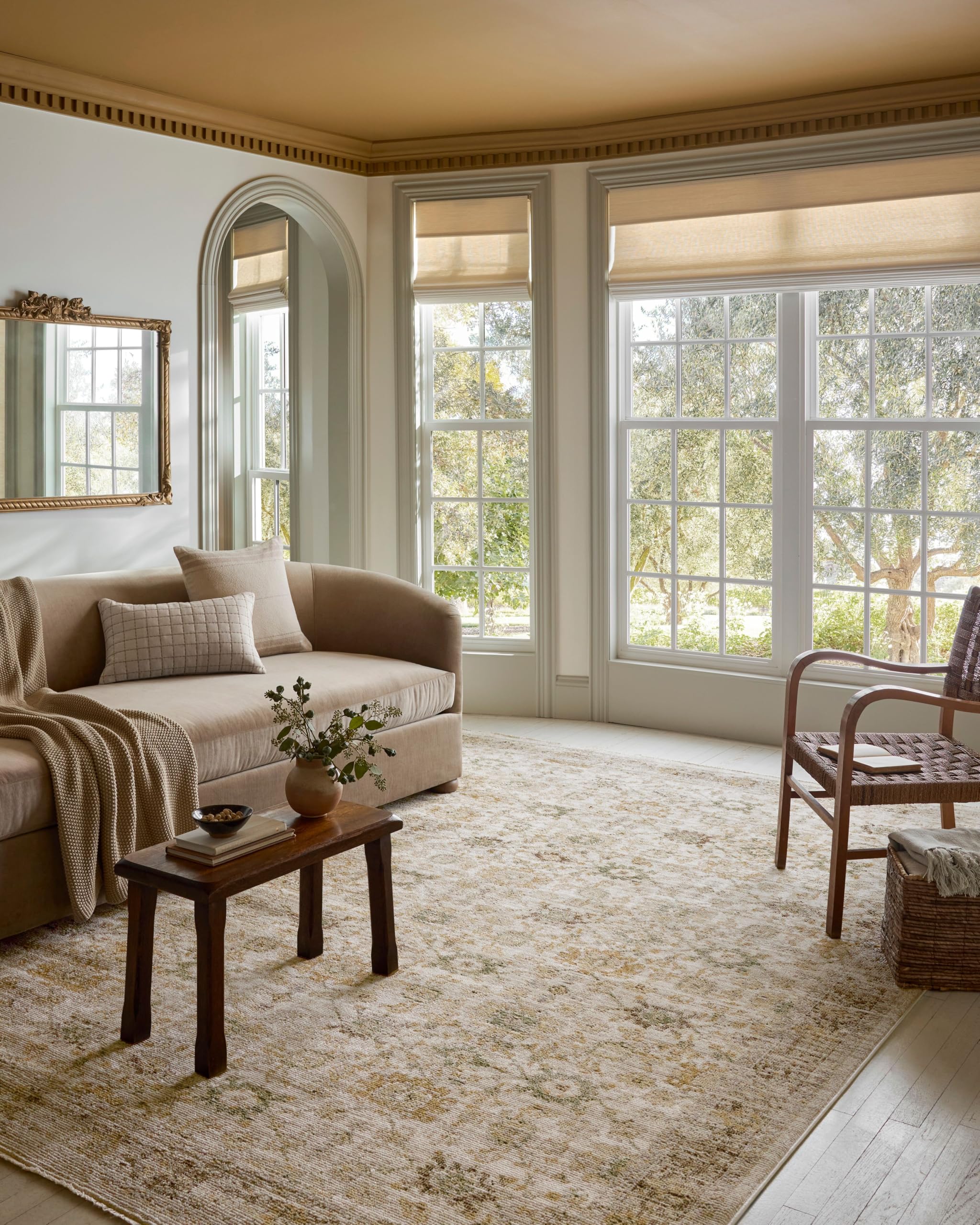 Loloi Magnolia Home by Joanna Gaines Pace Collection PAC-04 Natural/Multi 2-3 x 3-10 Accent Rug