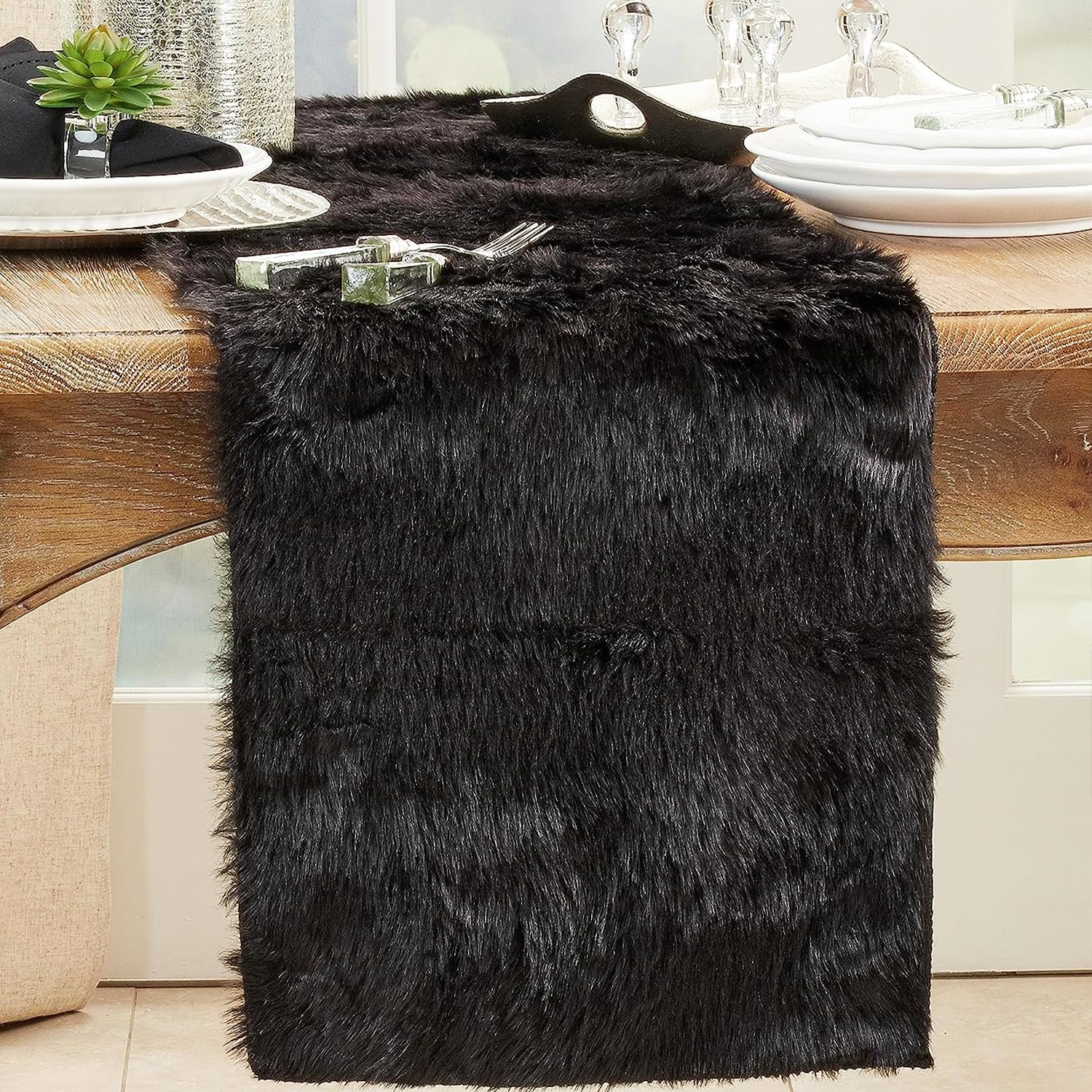 Saro Lifestyle Faux Fur Design Topper Table Runner, Black, 15''X108''
