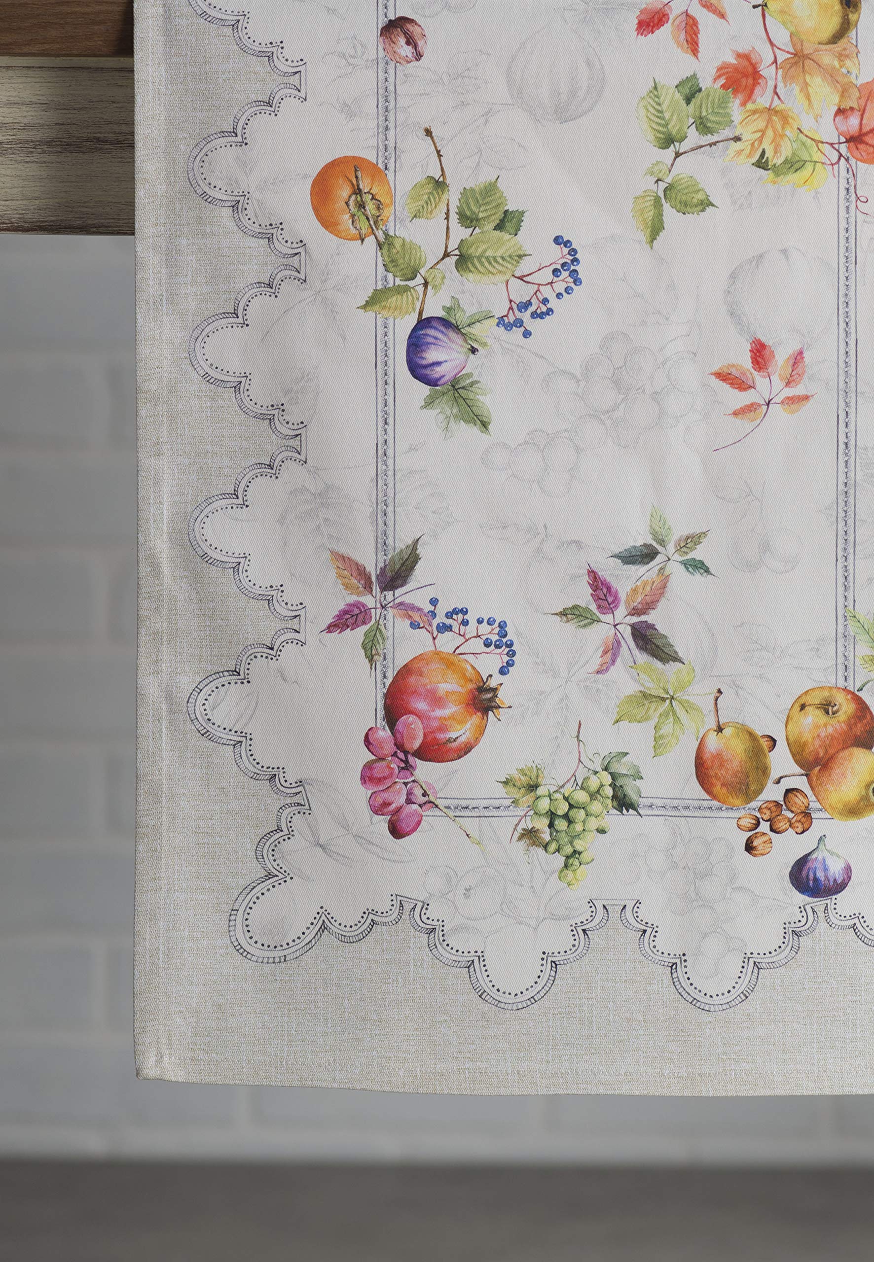 Maison D' Hermine Tablerunner 100% Cotton Table Runner Decorative Table Runners, Home, Wedding, Buffet & Camping, Fruit D'Hiver